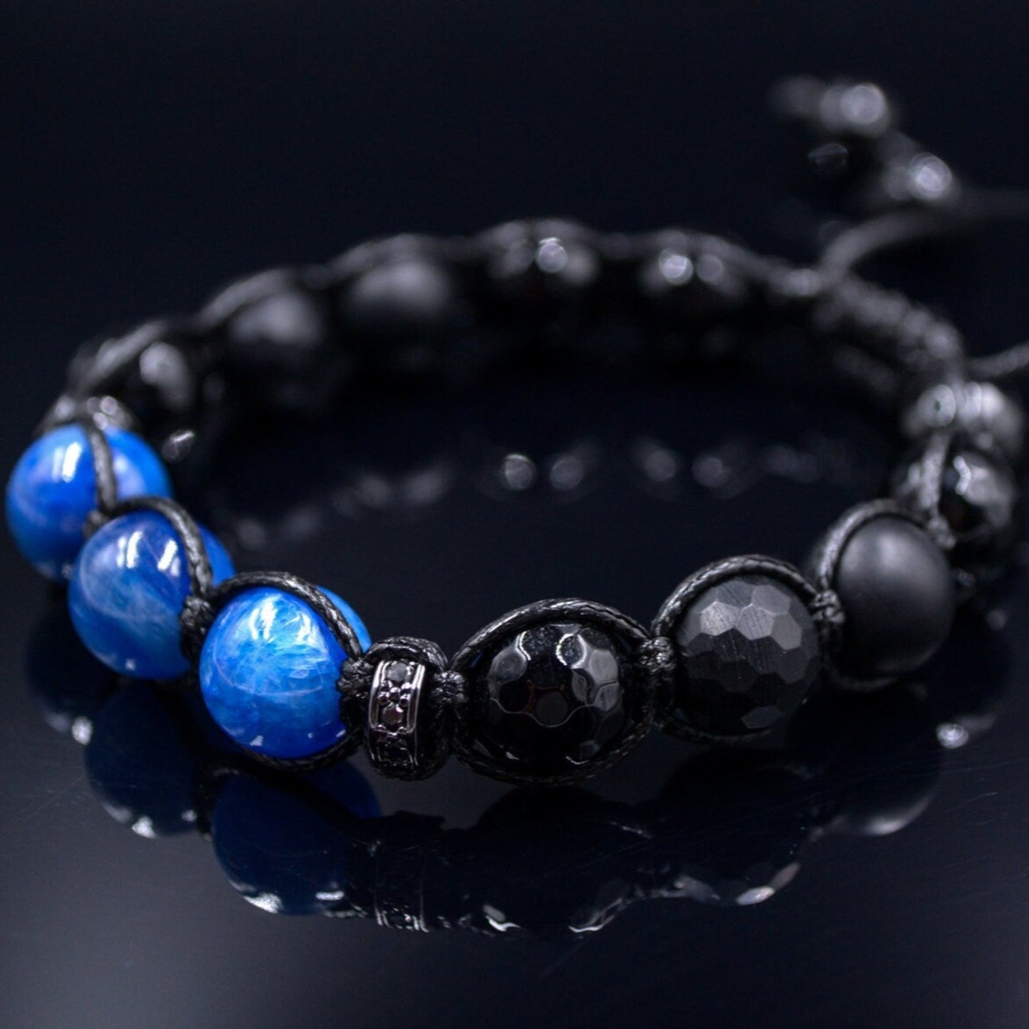 Men's Blue Kyanite Beaded Bracelet Black Onyx Bracelet Gift for Men Man Kyanite Bracelet Macrame Bracelet Crystal Bracelet Men's Gift - Shamballa Bracelet - Mantra Bracelet - Yoga Bracelet - Birthstone Bracelet - Gemstone Bracelet Men - Chakra Bracelet - Macrame Bracelet - Healing Bracelet - Gift for Father - Gift For Men - Valinde