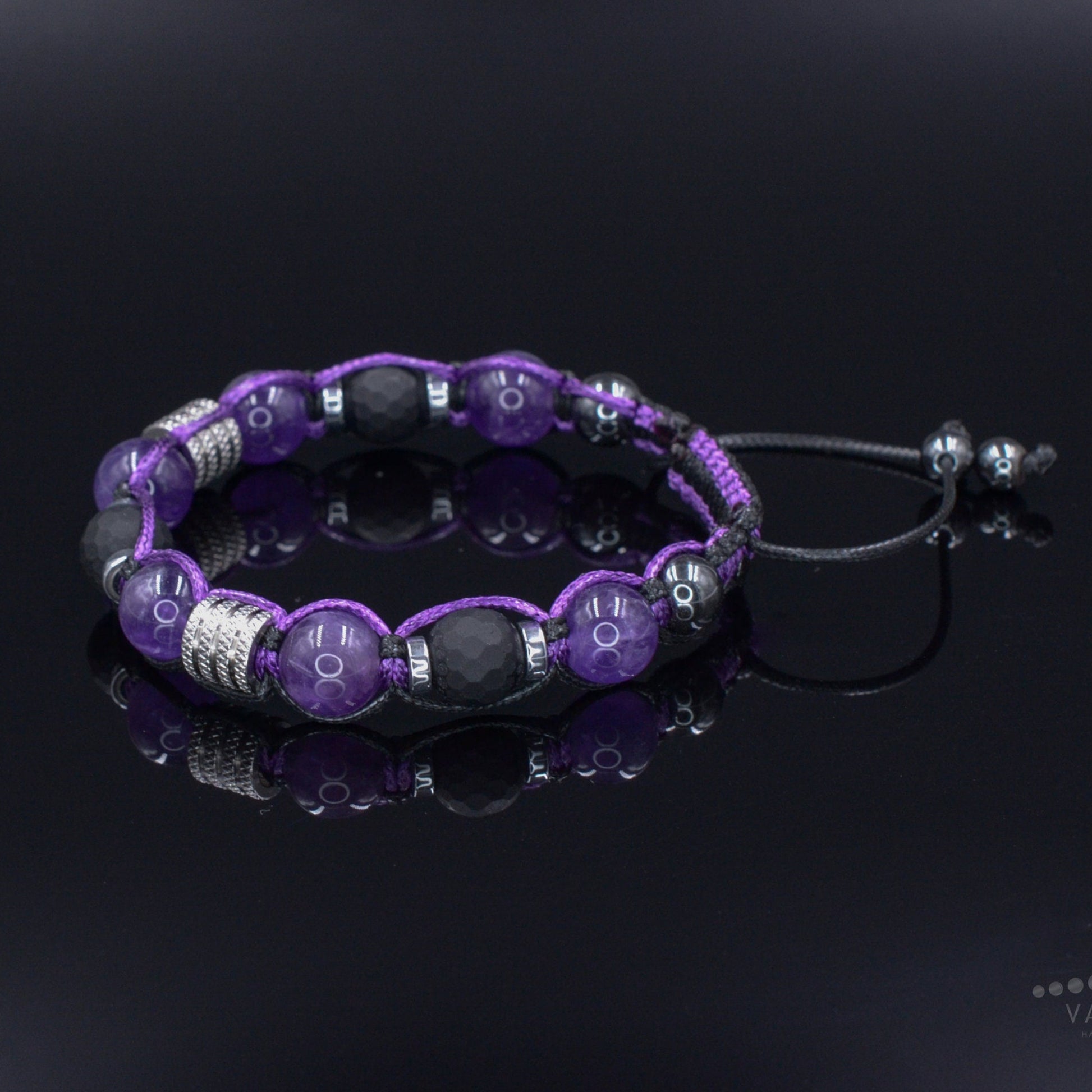 Men's Amethyst and Black Onyx Beaded Bracelet - Gift for Men - Adjustable Crystal Bracelet - Father's Day Gift - Macrame Braided Bracelet - Shamballa Bracelet - Birthstone Bracelet - Gemstone Bracelet Men - Chakra Bracelet - Macrame Bracelet - Healing Bracelet - Valinde - Shamballa Bracelet - Birthstone Bracelet - Gemstone Bracelet Men - Chakra Bracelet - Macrame Bracelet - Healing Bracelet - Valinde
