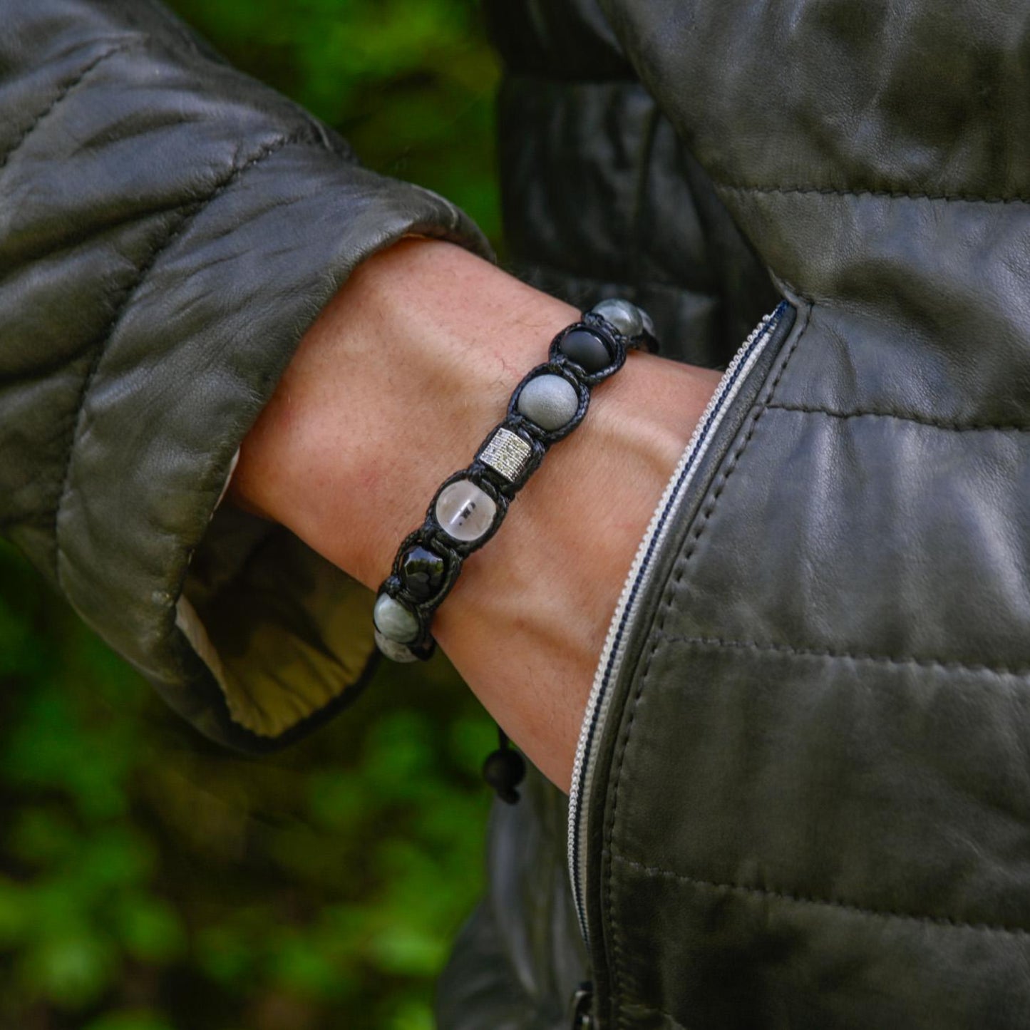 Men's Grey Zirconia Bracelet Hawk's Eye Bracelet Crystal Bracelet Onyx Bracelet Agate Bracelet Braided Bracelet Macrame Bracelet Men's Gift- Shamballa Bracelet - Mantra Bracelet - Yoga Bracelet - Birthstone Bracelet - Gemstone Bracelet Men - Chakra Bracelet - Macrame Bracelet - Healing Bracelet - Gift for Father - Gift For Men - Valinde
