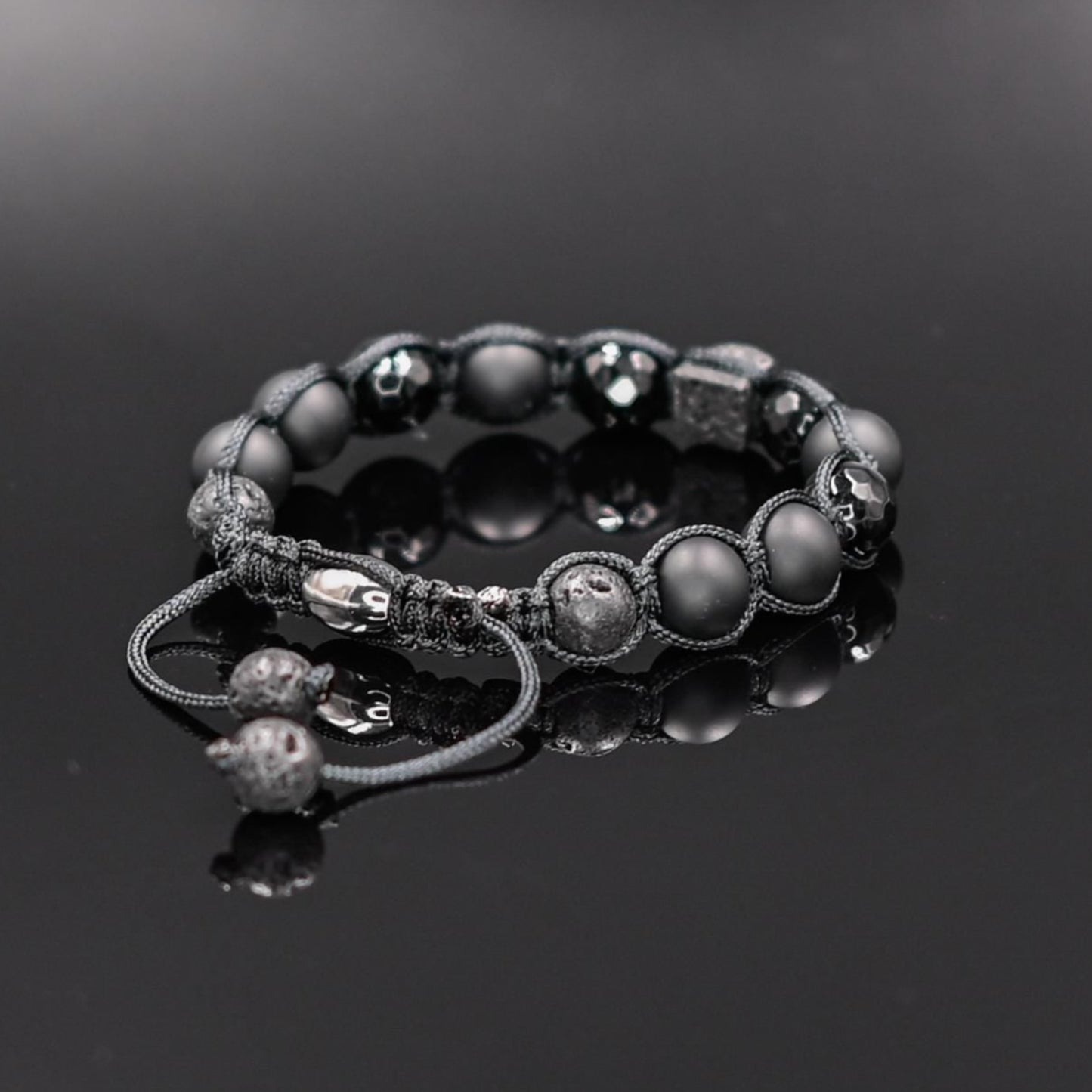 Men's Faceted Agate Bracelet Matte Onyx Beaded Bracelet Father's Day Gift Lava Stone Bead Bracelet Black Stone Bracelet Gift for Men - Shamballa Bracelet - Mantra Bracelet - Yoga Bracelet - Birthstone Bracelet - Gemstone Bracelet Men - Chakra Bracelet - Macrame Bracelet - Healing Bracelet - Gift for Father - Gift For Men - Valinde