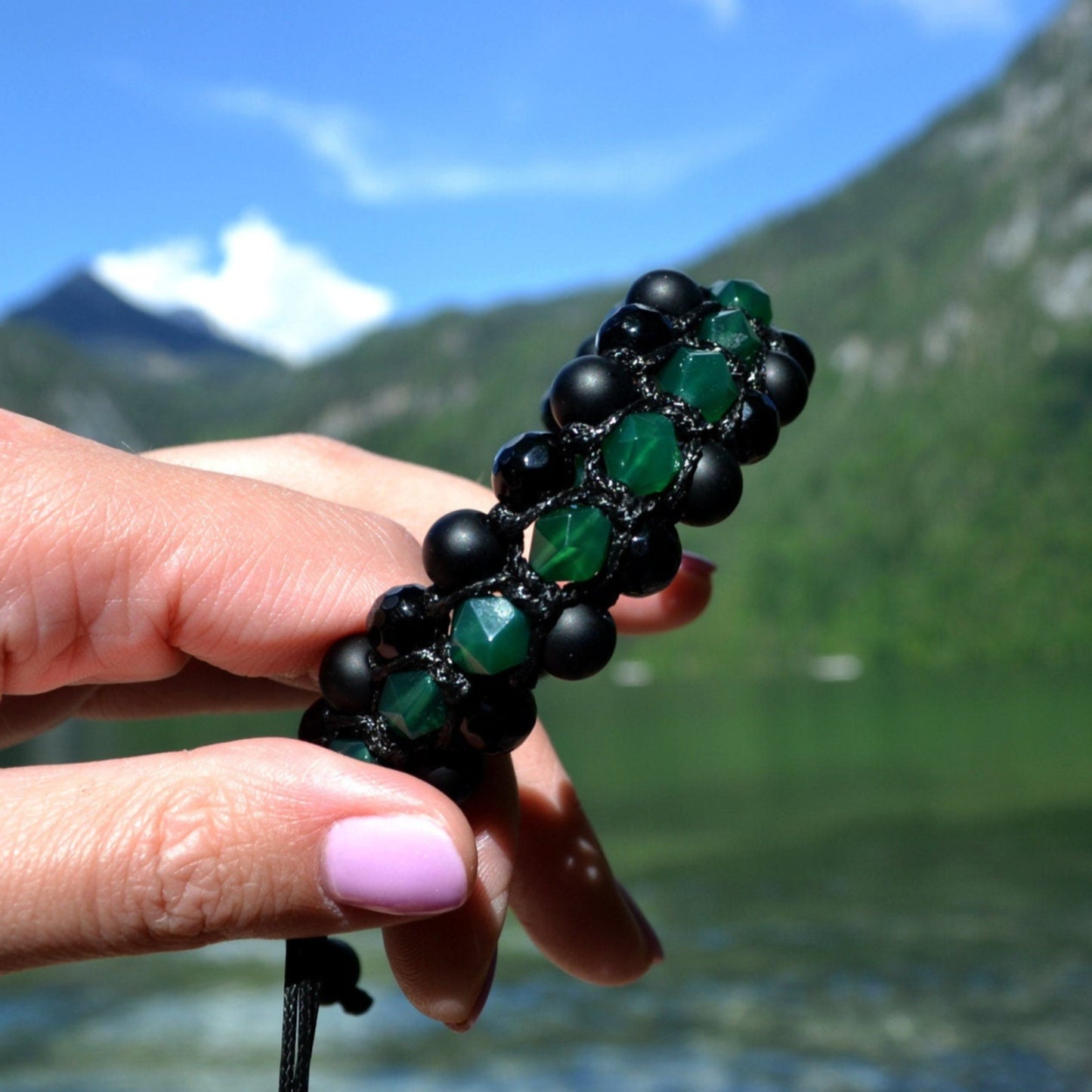 Men's Green Agate 3 Row Bracelet Black Onyx Gemstone Bracelet Triple Bracelet Black Agate Bracelet Gift for Men Macrame Crystal Bracelet - Shamballa Bracelet - Birthstone Bracelet - Gemstone Bracelet Men - Chakra Bracelet - Macrame Bracelet - Healing Bracelet - Valinde