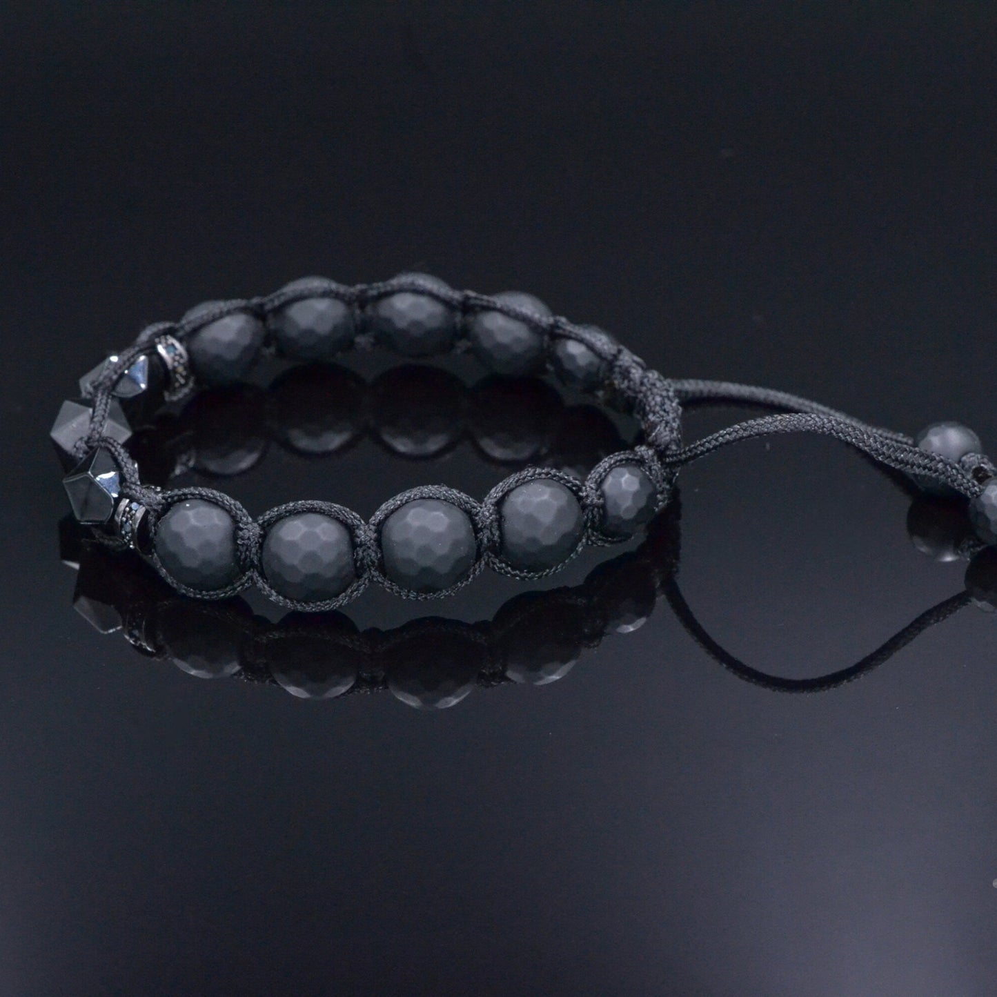 Black Onyx Bracelet, Men's Onyx Agate Adjustable Bracelet, Black Macrame Braided Bracelet, Gift for Men, Christmas Gift Black Agate Bracelet - Shamballa Bracelet - Mantra Bracelet - Yoga Bracelet - Birthstone Bracelet - Gemstone Bracelet Men - Chakra Bracelet - Macrame Bracelet - Healing Bracelet - Gift for Father - Gift For Men - Valinde