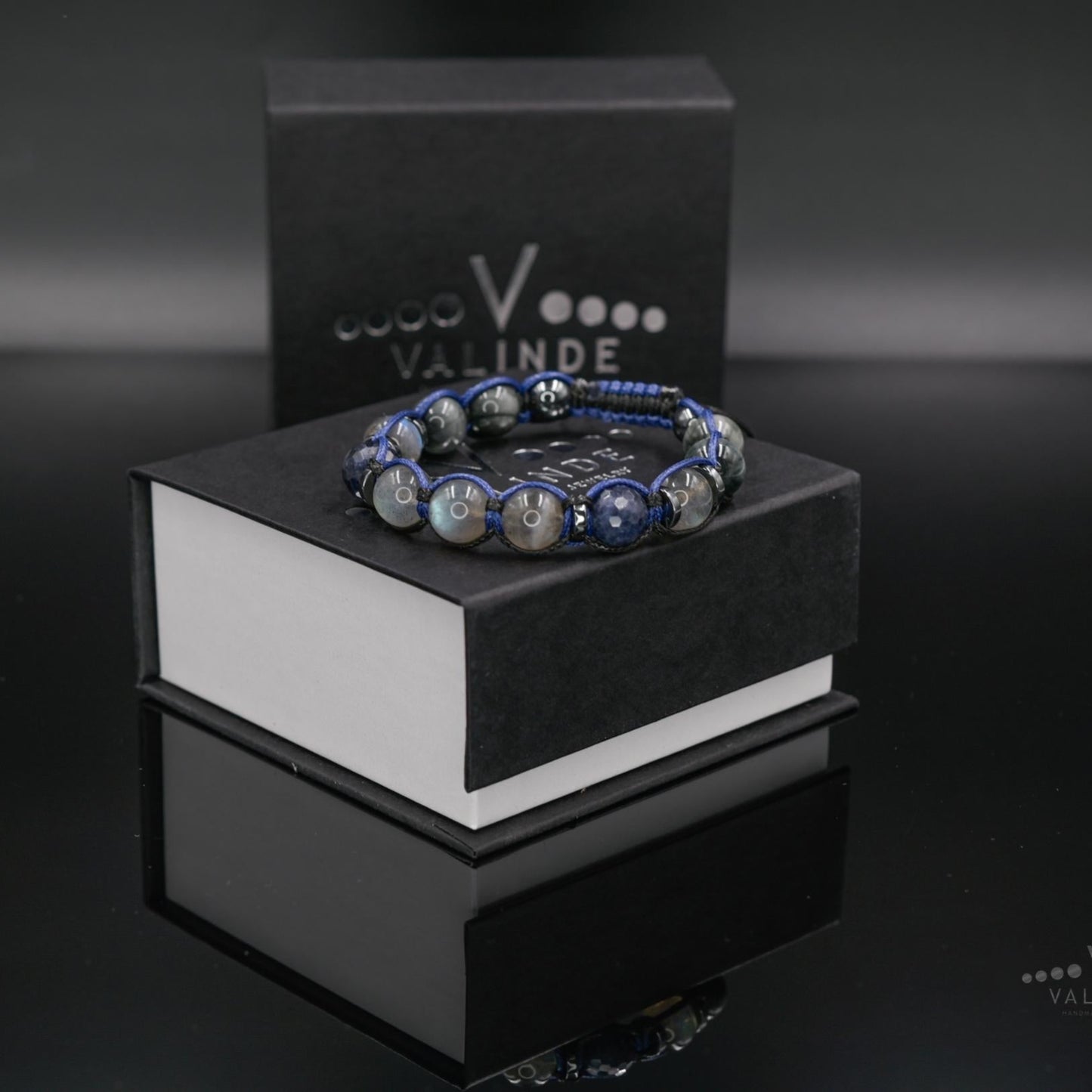 Men's Sapphire Labradorite Hawk's Eye Gemstone Bracelet, Braided Adjustable Bracelet, Crystal Bracelet, Gift for Men,Men's Christmas Gift - Shamballa Bracelet - Mantra Bracelet - Birthstone Bracelet - Gemstone Bracelet Men - Chakra Bracelet - Macrame Bracelet - Healing Bracelet - Valinde