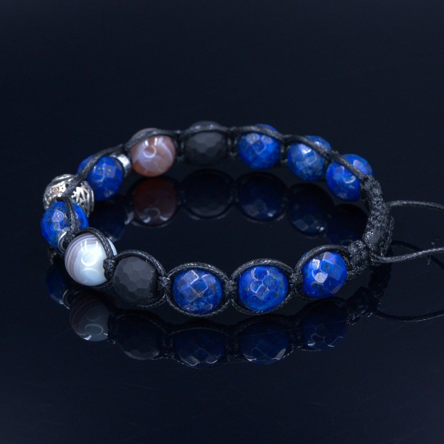 Men's Garnet Beaded Brcaelet - Black Agate & Lava Stone Bracelet - Adjustable Crystal Bracelet - Gift for Men - Macrame Bracelet for Men - Shamballa Bracelet - Birthstone Bracelet - Gemstone Bracelet Men - Chakra Bracelet - Macrame Bracelet - Healing Bracelet - Valinde