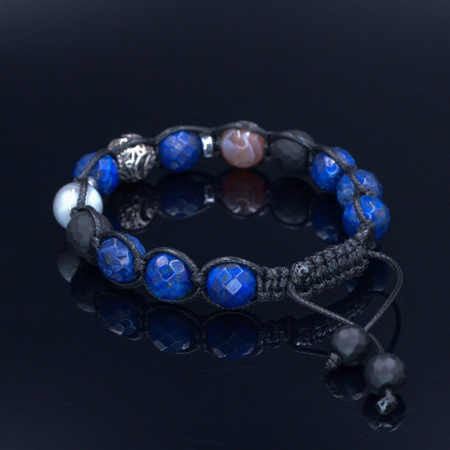 Men's Garnet Beaded Brcaelet - Black Agate & Lava Stone Bracelet - Adjustable Crystal Bracelet - Gift for Men - Macrame Bracelet for Men - Shamballa Bracelet - Birthstone Bracelet - Gemstone Bracelet Men - Chakra Bracelet - Macrame Bracelet - Healing Bracelet - Valinde