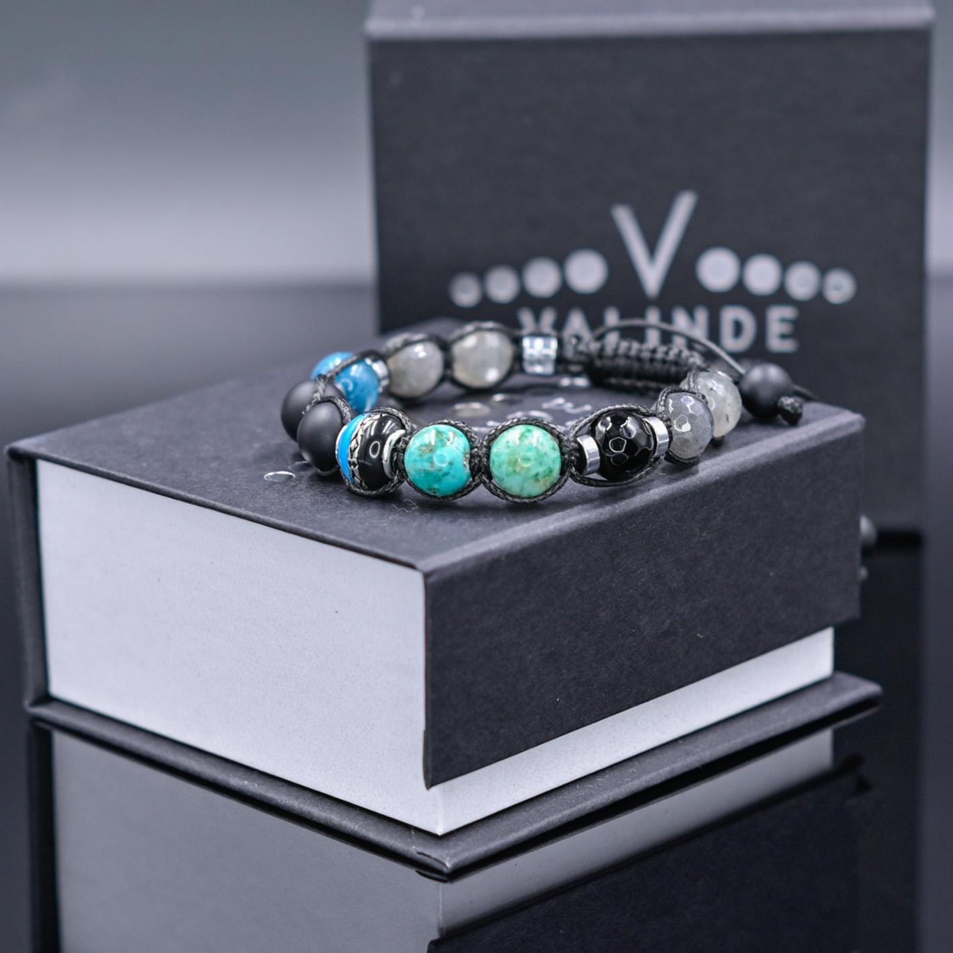 Turquoise Labradorite Onyx Apatite Braided Bracelet, Men's 925 Silver bead Bracelet, Gift for Him, Adjustable Crystal Luxury Bracelet - Shamballa Bracelet - Birthstone Bracelet - Gemstone Bracelet Men - Chakra Bracelet - Macrame Bracelet - Healing Bracelet - Valinde - Shamballa Bracelet - Birthstone Bracelet - Gemstone Bracelet Men - Chakra Bracelet - Macrame Bracelet - Healing Bracelet - Valinde