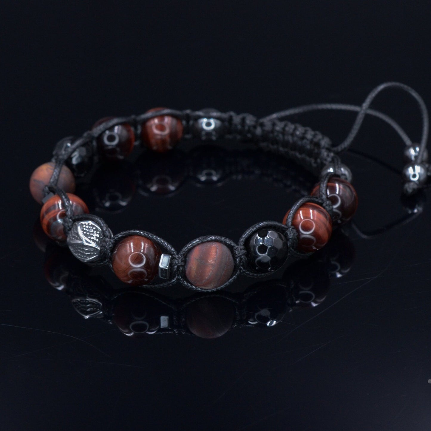 Tiger's Eye Bracelet Men - Black Onyx & Agate Crystal Bracelet - Macrame Bracelet - Gift for Men - Men's Adjustable Beaded Bracelet - Shamballa Bracelet - Birthstone Bracelet - Gemstone Bracelet Men - Chakra Bracelet - Macrame Bracelet - Healing Bracelet - Valinde - Shamballa Bracelet - Birthstone Bracelet - Gemstone Bracelet Men - Chakra Bracelet - Macrame Bracelet - Healing Bracelet - Valinde