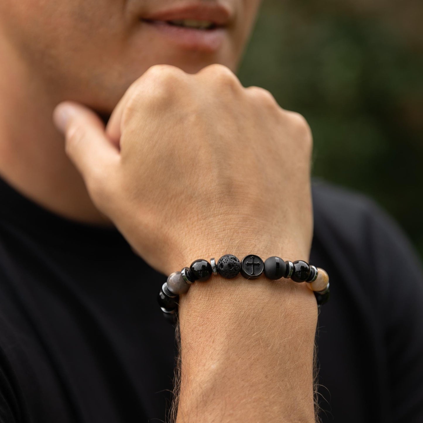 Cross Bead Bracelet Men, Men's Black Onyx Agate Lava Stone Hematite Sunstone Bracelet, Adjustable Bracelet, Gift for Men, Gemstone Bracelet - Shamballa Bracelet - Mantra Bracelet - Yoga Bracelet - Birthstone Bracelet - Gemstone Bracelet Men - Chakra Bracelet - Macrame Bracelet - Healing Bracelet - Gift for Father - Gift For Men - Valinde