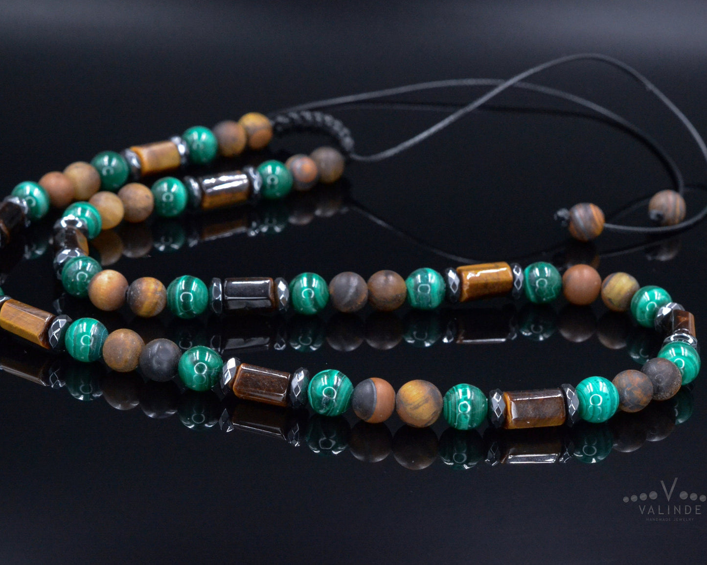 Malachite Tiger's Eye Crystal Necklace - Men's Short Beaded Necklace - Gift for Men - Adjustable Surfer Necklace - Malachite Jewelry for Men - - Shamballa Necklace - Birthstone Necklace - Gemstone Necklace Men - Chakra Necklace - Macrame Necklace - Healing Necklace