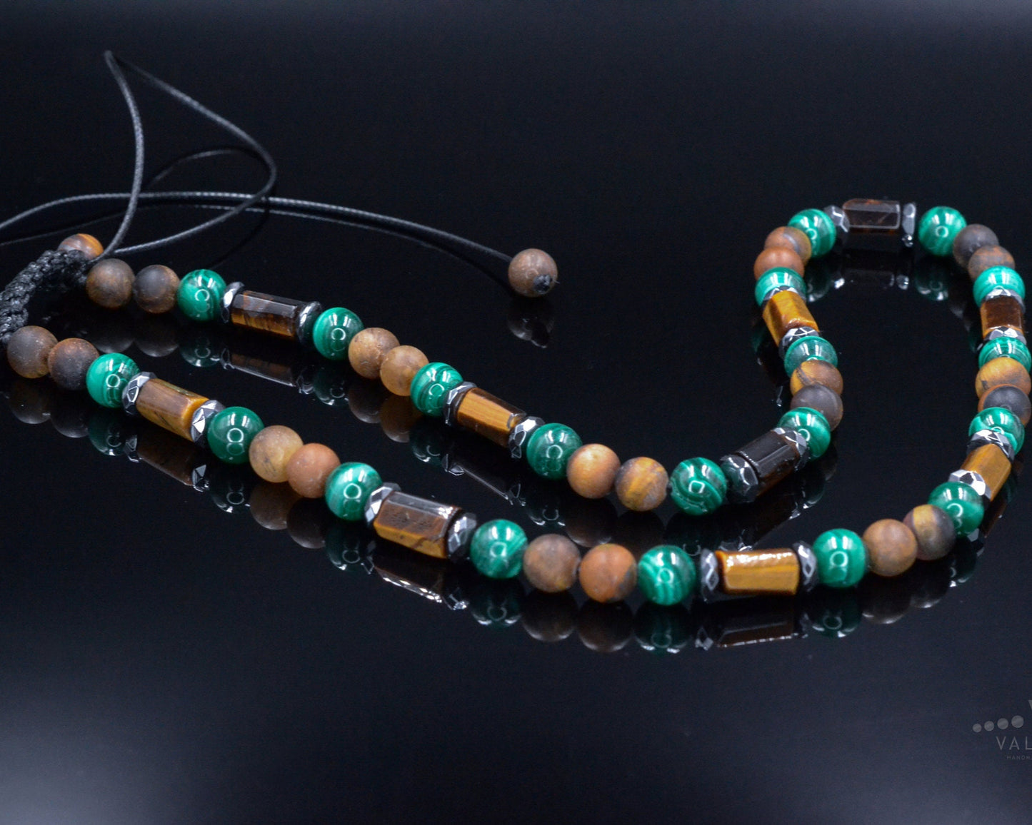 Malachite Tiger's Eye Crystal Necklace - Men's Short Beaded Necklace - Gift for Men - Adjustable Surfer Necklace - Malachite Jewelry for Men - - Shamballa Necklace - Birthstone Necklace - Gemstone Necklace Men - Chakra Necklace - Macrame Necklace - Healing Necklace