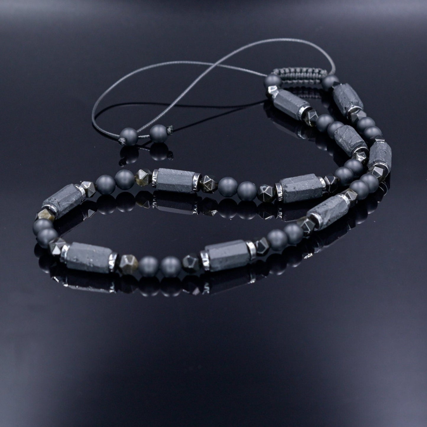 Raw Tourmaline Necklace, Men's Black Onyx Obsidian Beaded Necklace, Black Crystal Short Necklace, Gift for Men, Adjustable Necklace for Men - Shamballa Necklace - Birthstone Necklace - Gemstone Necklace Men - Chakra Necklace - Macrame Necklace - Healing Necklace - Valinde