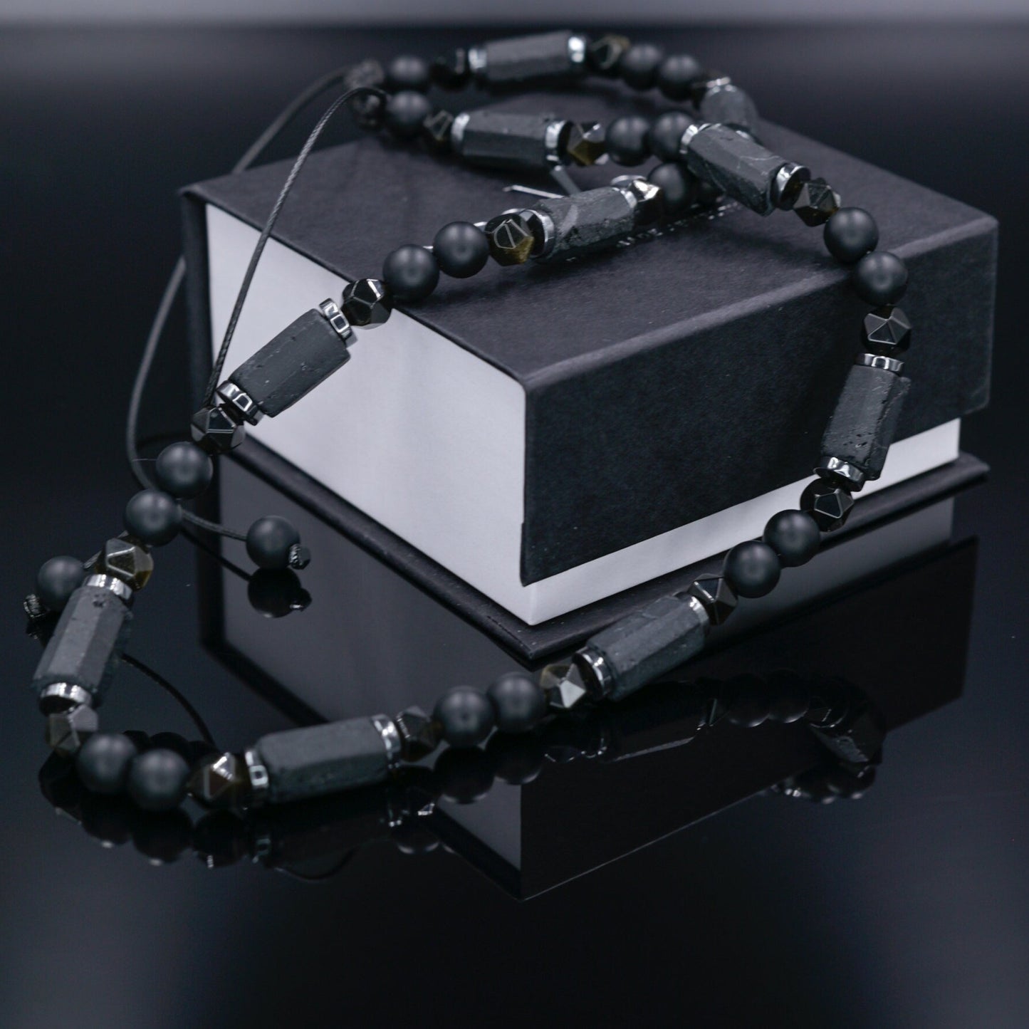 Raw Tourmaline Necklace, Men's Black Onyx Obsidian Beaded Necklace, Black Crystal Short Necklace, Gift for Men, Adjustable Necklace for Men - Shamballa Necklace - Birthstone Necklace - Gemstone Necklace Men - Chakra Necklace - Macrame Necklace - Healing Necklace - Valinde