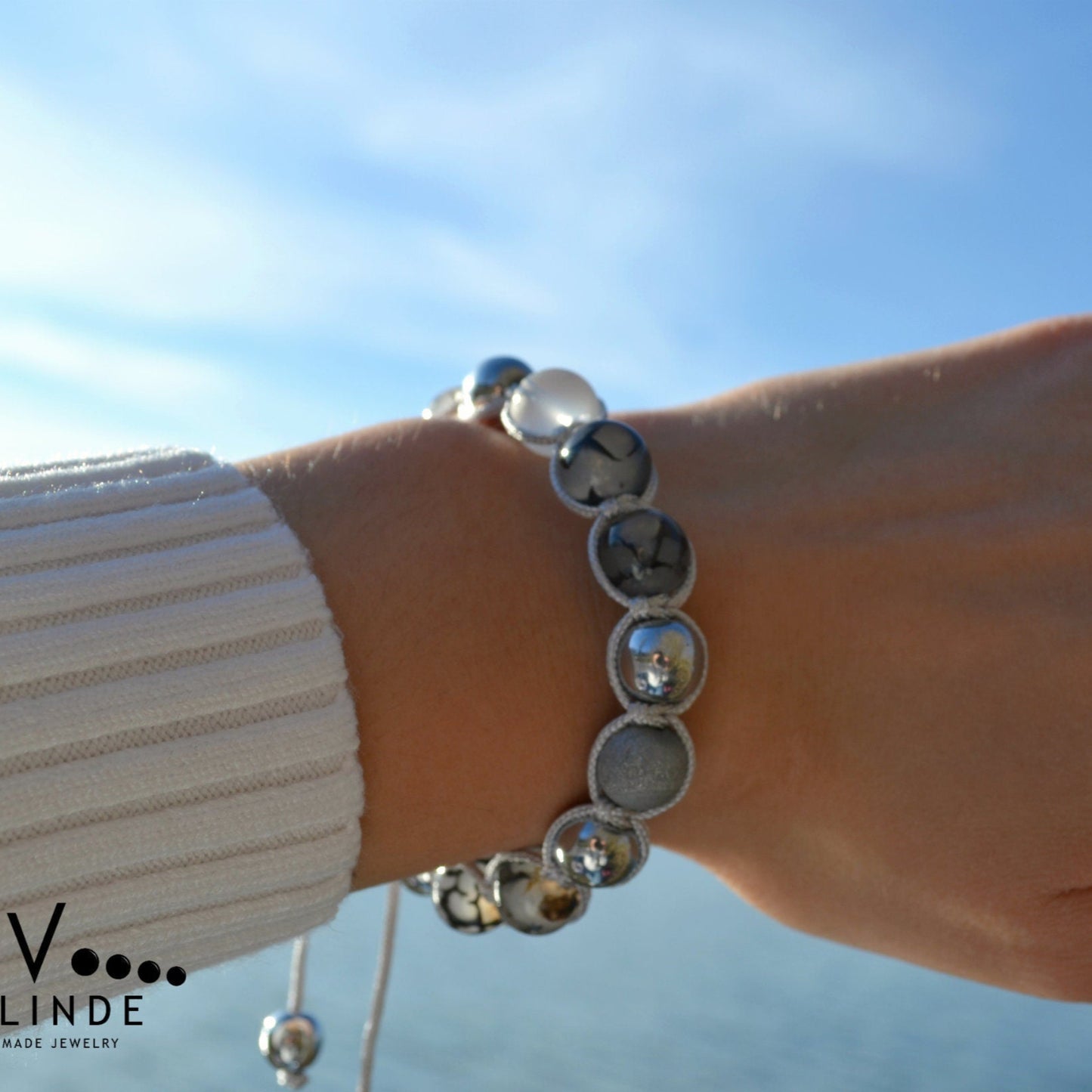 Women's Grey Agate Bracelet Hematite Bracelet Mantra Bracelet Crystal Bracelet Gift for Women Adjustable Macrame Bracelet Beaded Bracelet -Mantra OM Mani Padme Hum - Shamballa Bracelet - Birthstone Bracelet - Gemstone Bracelet Women - Chakra Bracelet - Macrame Bracelet - Healing Bracelet - Valinde