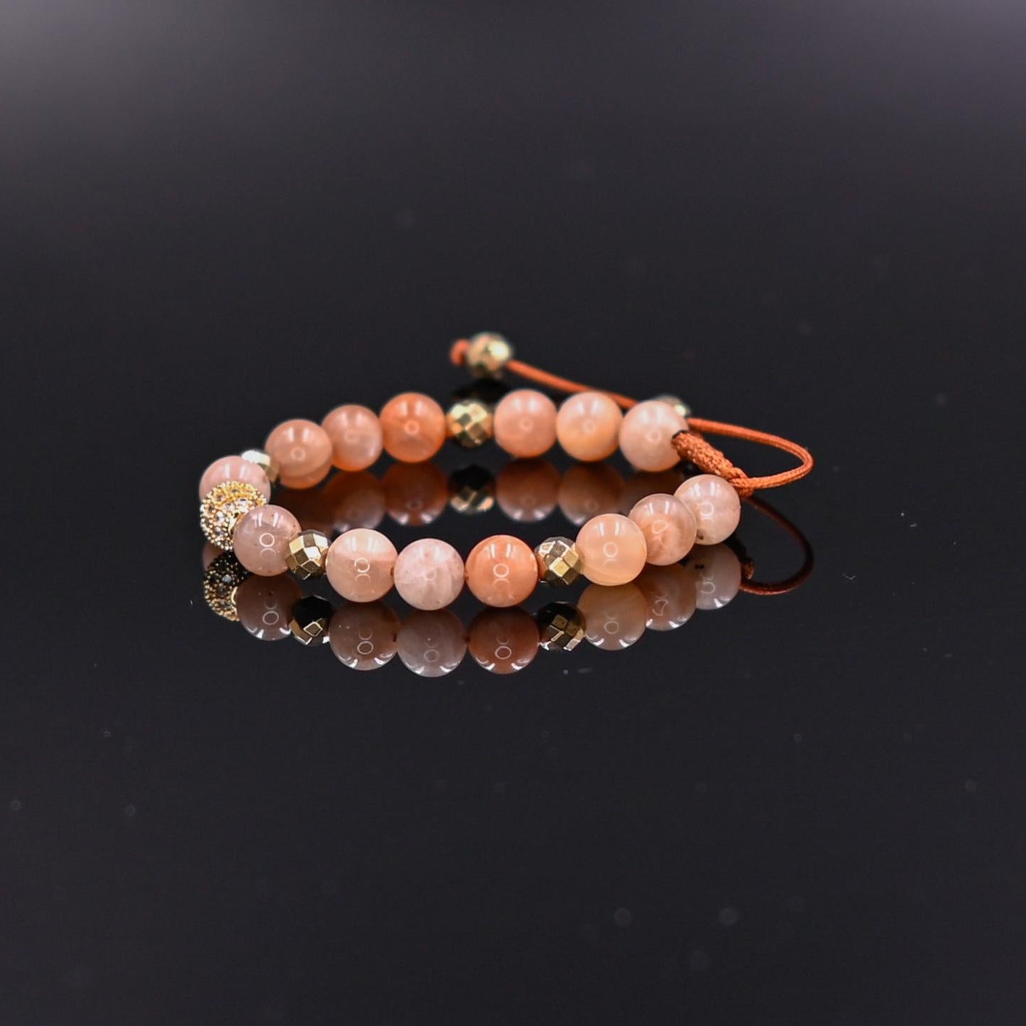 Sunstone Hematite Beaded Bracelet, Adjustable Women's Energy Bracelet, Boho Crystal Bracelet for Strength & Vitality - Shamballa Bracelet - Birthstone Bracelet - Gemstone Bracelet Women - Chakra Bracelet - Macrame Bracelet - Healing Bracelet - Valinde