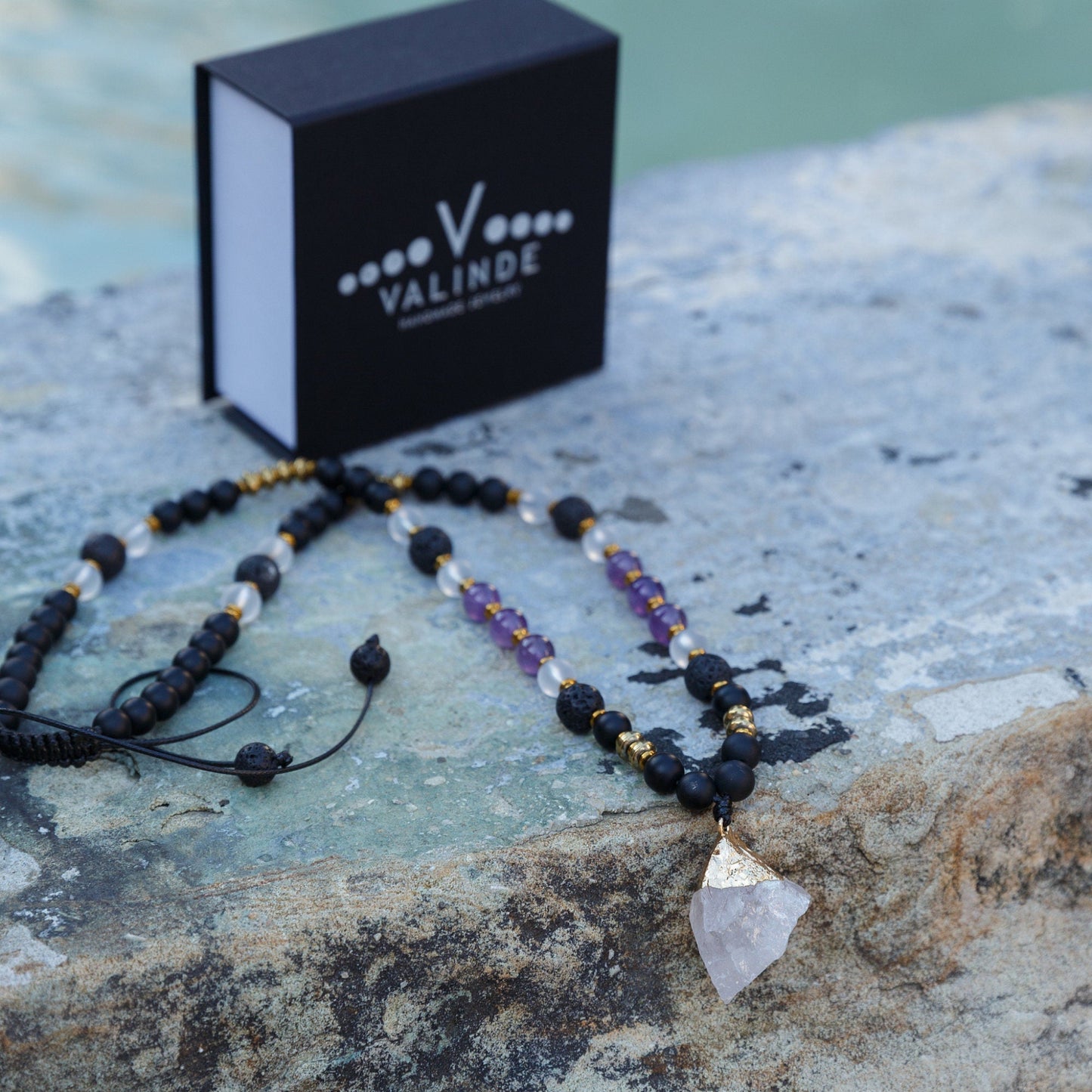 Raw Quartz Pendant Necklace - Men's Amethyst Lava Stone Onyx Bead Necklace - Long Crystal Necklace - Gift for Men - Adjustable Necklace - Shamballa Necklace - Birthstone Necklace - Gemstone Necklace Men - Chakra Necklace - Macrame Necklace - Healing Necklace - Valinde