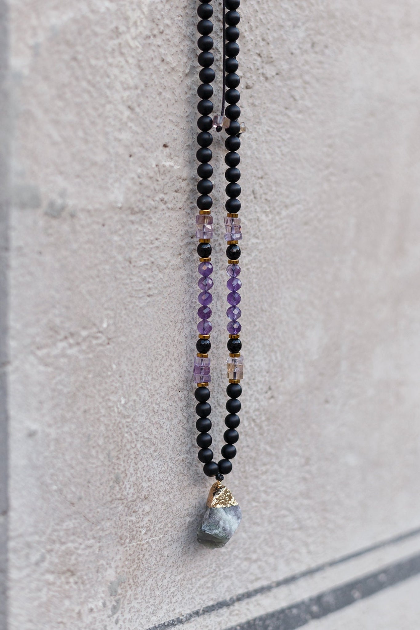Ametrine Amethyst Crystal Necklace - Men's Raw Fluorite Pendant Necklace - Long Adjustable Necklace - Black Onyx Necklace - Gift for Men - Shamballa Necklace - Birthstone Necklace - Gemstone Necklace Men - Chakra Necklace - Macrame Necklace - Healing Necklace - Valinde