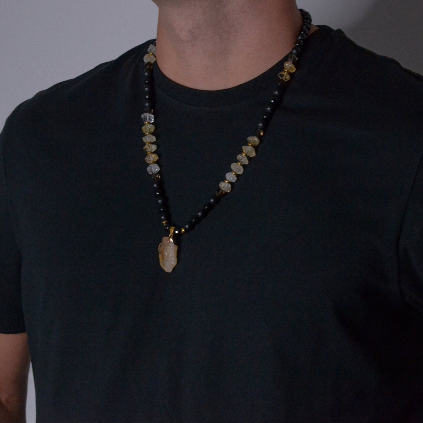Men's Emerald Sapphire Malachite Gemstone Necklace, Short Chysoprase Beaded Necklace, Luxury Necklace, Gift for Him, Adjustable Necklace - Shamballa Necklace - Birthstone Necklace - Gemstone Necklace Men - Chakra Necklace - Macrame Necklace - Healing Necklace - Valinde