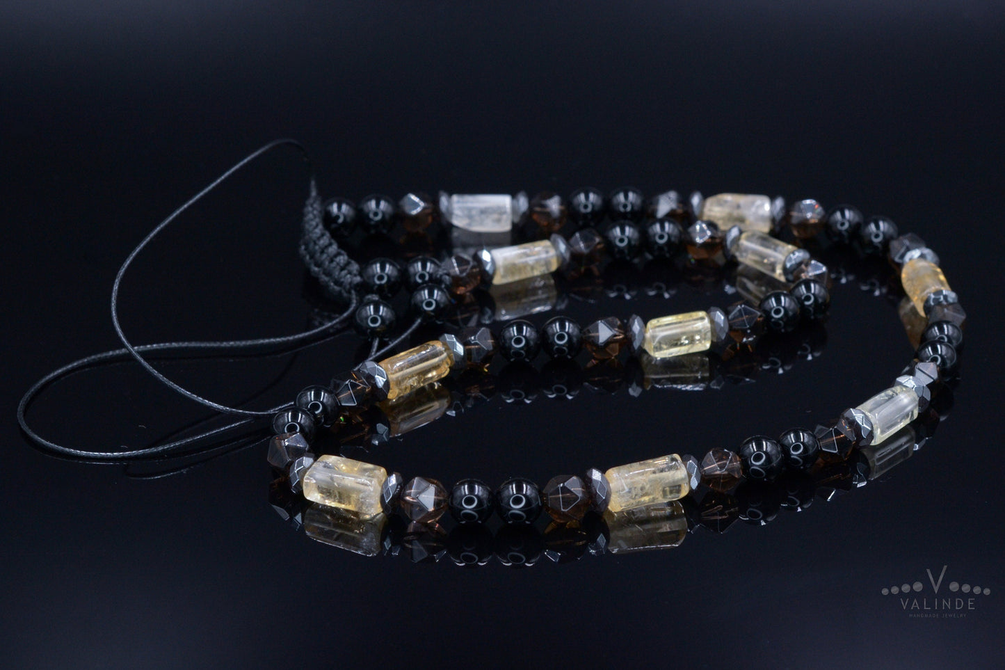 Men's Citrine Necklace / Short Crystal Necklace / Raw Citrine Necklace / Gift for Men / Black Agate Necklace / Gemstone Birthstone Necklace - Shamballa Necklace - Birthstone Necklace - Gemstone Necklace Men - Chakra Necklace - Macrame Necklace - Healing Necklace - Valinde
