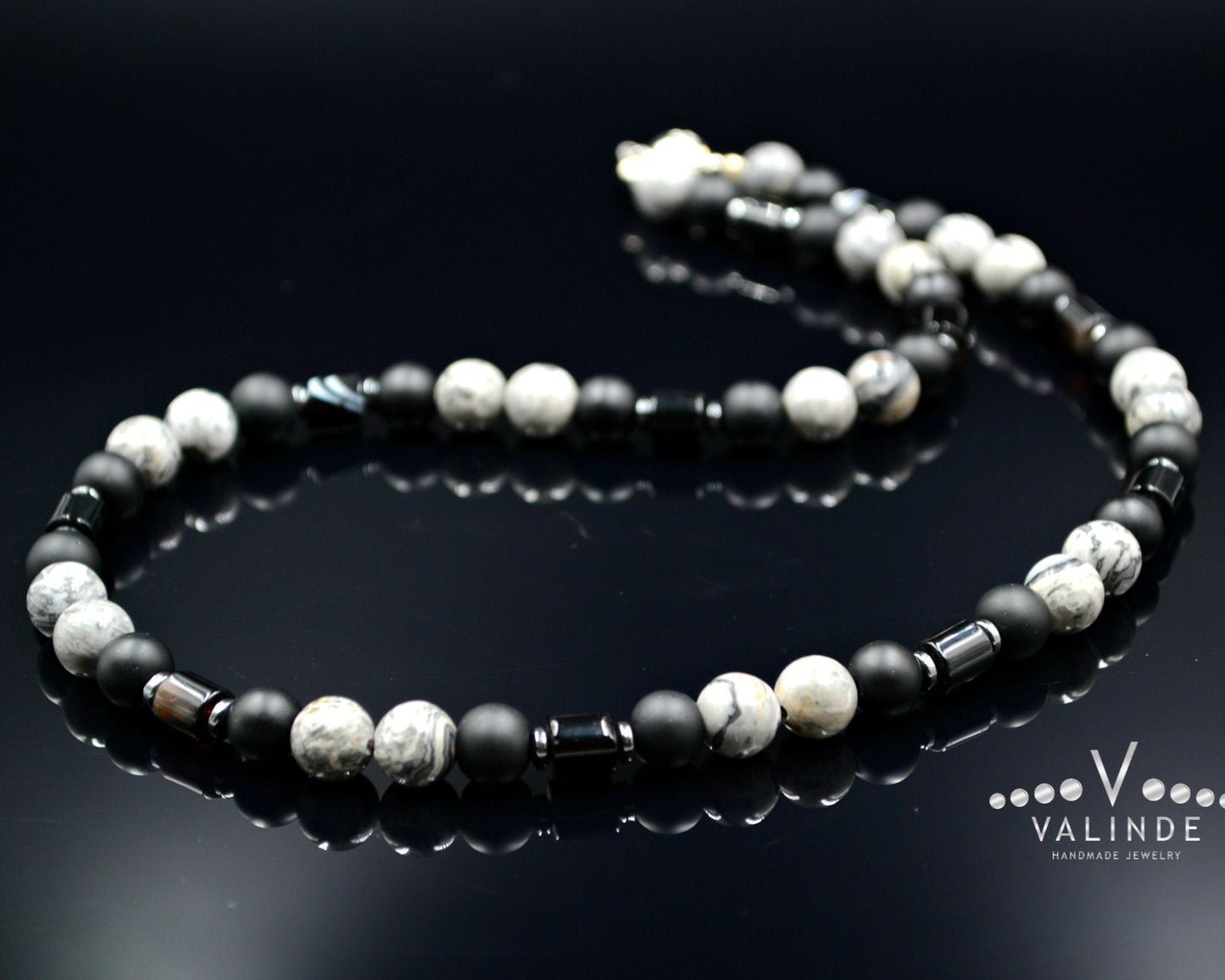 Surfer Necklace Men's Grey Jasper Necklace Black Onyx Necklace Short Gemstone Necklace Surf Jewelry Gift for Men Choker Stone Necklace - Shamballa Necklace - Birthstone Necklace - Gemstone Necklace Men - Chakra Necklace - Yoga Necklace - Mantra Necklace -Macrame Necklace - Healing Necklace - Valinde