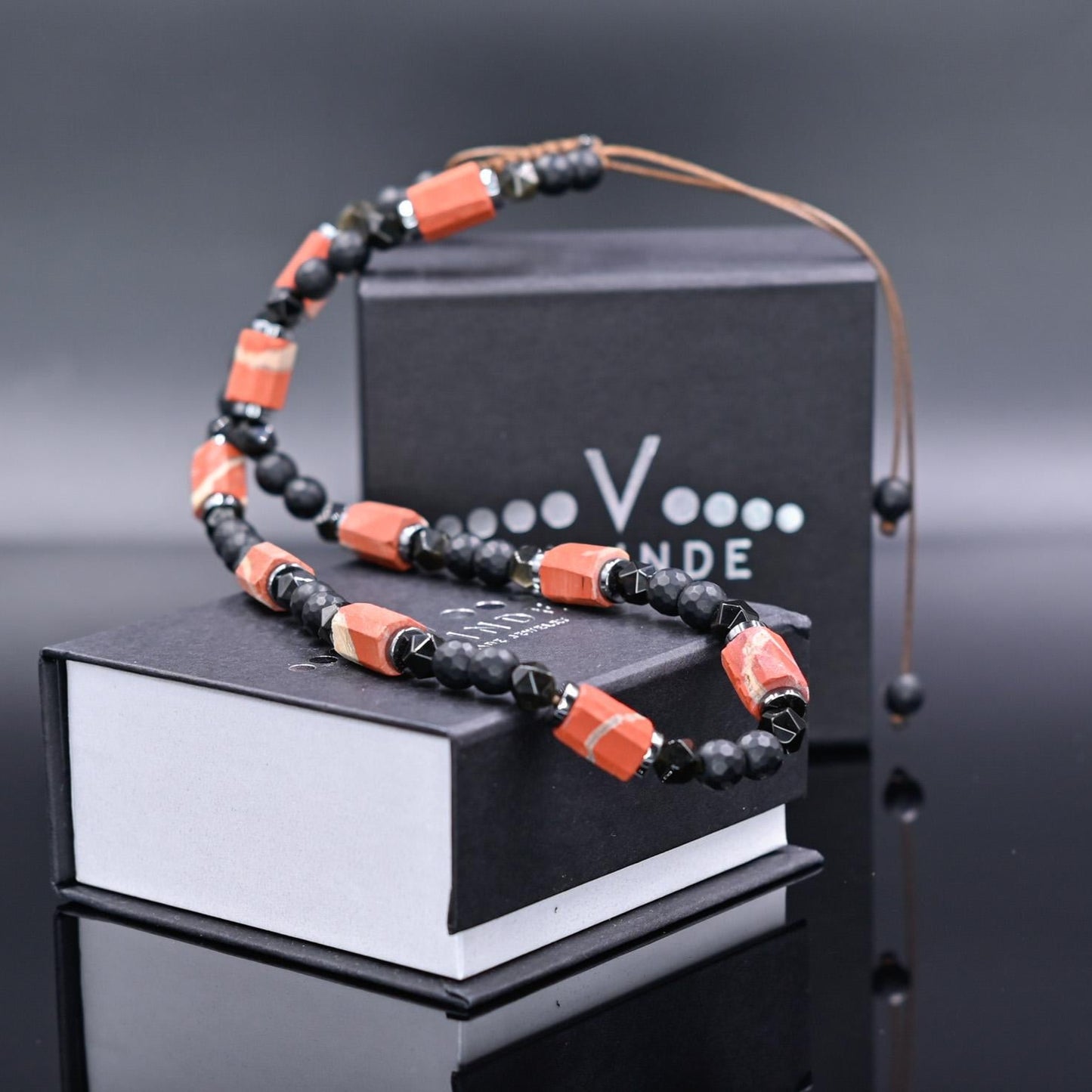 Men's Red Jasper Onyx Obsidian Adjustable Necklace, Short Beaded Gemstone Crystal Necklace, Gift for Men, Father's Day Gift, Birthday Gift - Shamballa Necklace - Birthstone Necklace - Gemstone Necklace Men - Chakra Necklace - Macrame Necklace - Healing Necklace - Valinde
