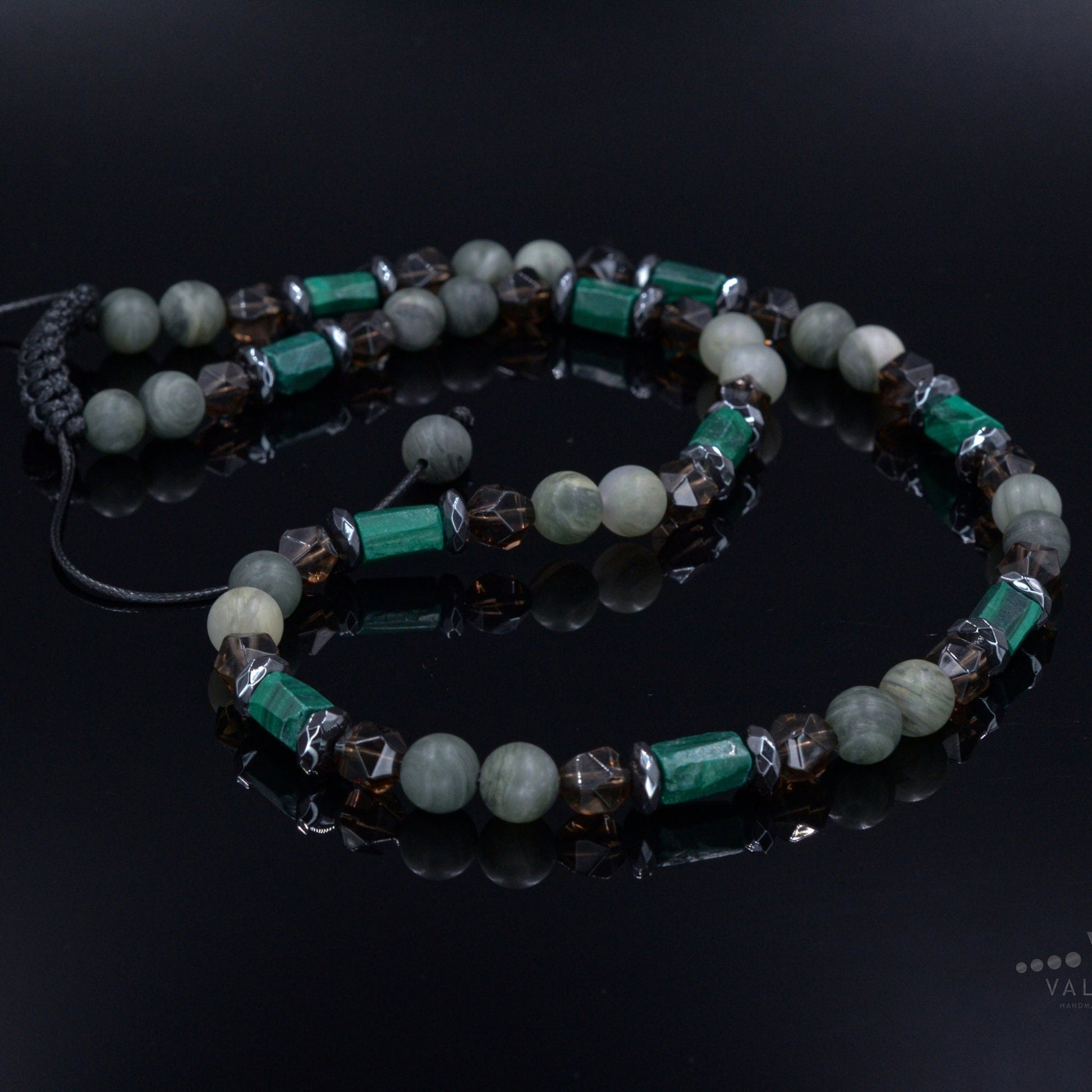 Raw Malachite Necklace for Men - Men's Short Crystal Necklace - Smoky Quartz and Agate Beaded Necklace - Gift for Men - Adjustable Necklace- Shamballa Necklace - Birthstone Necklace - Gemstone Necklace Men - Chakra Necklace - Macrame Necklace  - Healing Necklace - Valinde