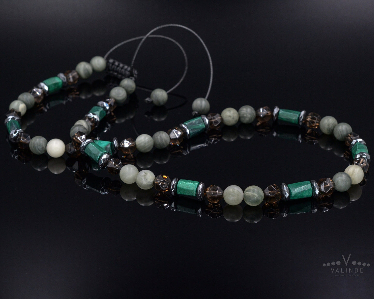 Raw Malachite Necklace for Men - Men's Short Crystal Necklace - Smoky Quartz and Agate Beaded Necklace - Gift for Men - Adjustable Necklace- Shamballa Necklace - Birthstone Necklace - Gemstone Necklace Men - Chakra Necklace - Macrame Necklace - Healing Necklace - Valinde