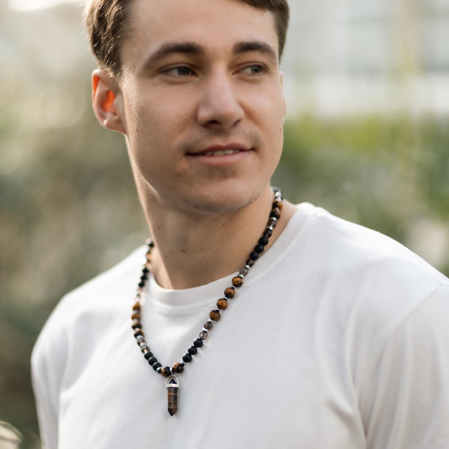 Men's Tiger's Eye Pendant Necklace, Onyx Quartz Crystal Necklace, Gift for Men, Short Beaded Necklace, Brown Tiger Eye Adjustable Necklace - Shamballa Necklace - Birthstone Necklace - Gemstone Necklace Men - Chakra Necklace - Yoga Necklace - Mantra Necklace -Macrame Necklace - Healing Necklace - Valinde