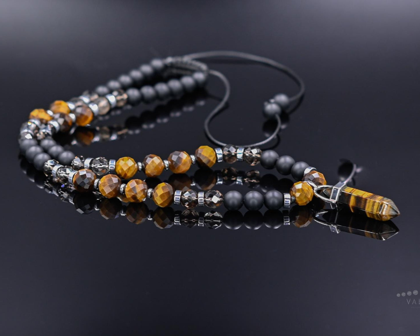 Men's Tiger's Eye Pendant Necklace, Onyx Quartz Crystal Necklace, Gift for Men, Short Beaded Necklace, Brown Tiger Eye Adjustable Necklace - Shamballa Necklace - Birthstone Necklace - Gemstone Necklace Men - Chakra Necklace - Yoga Necklace - Mantra Necklace -Macrame Necklace - Healing Necklace - Valinde