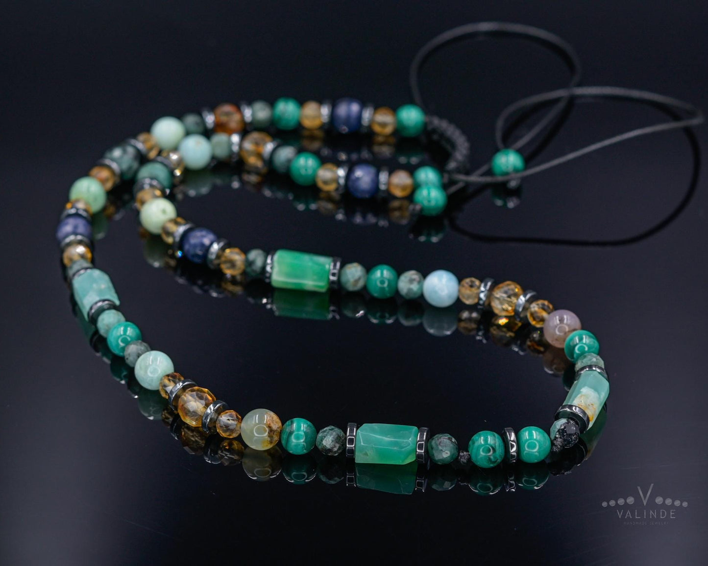 Men's Emerald Sapphire Malachite Gemstone Necklace, Short Chysoprase Beaded Necklace, Luxury Necklace, Gift for Him, Adjustable Necklace - Shamballa Necklace - Birthstone Necklace - Gemstone Necklace Men - Chakra Necklace - Macrame Necklace - Healing Necklace - Valinde
