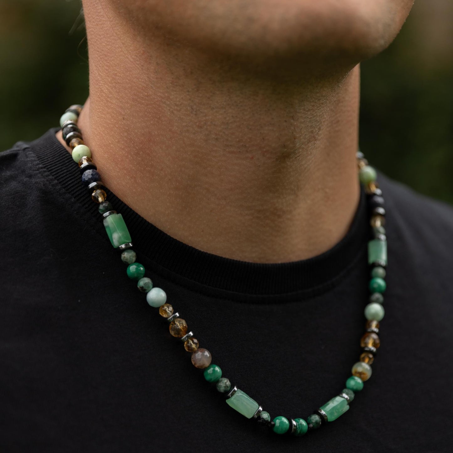 Men's Emerald Sapphire Malachite Gemstone Necklace, Short Chysoprase Beaded Necklace, Luxury Necklace, Gift for Him, Adjustable Necklace - Shamballa Necklace - Birthstone Necklace - Gemstone Necklace Men - Chakra Necklace - Macrame Necklace - Healing Necklace - Valinde