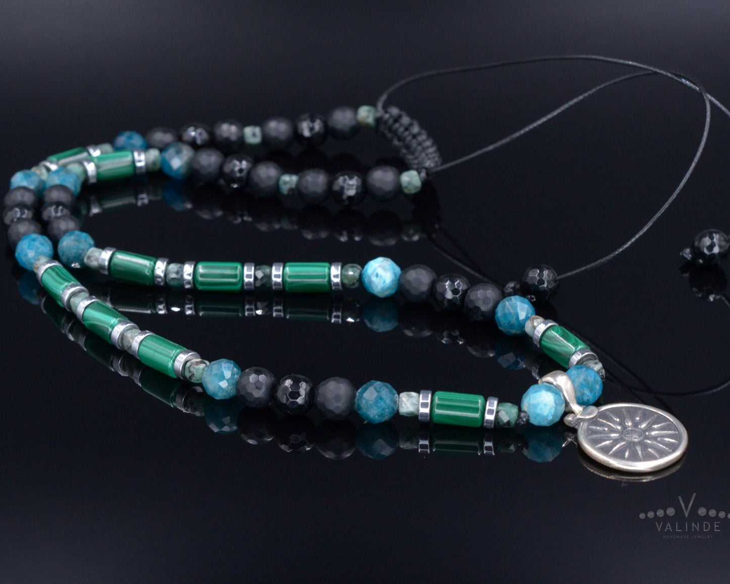 Vergina Sun Coin Necklace - Men's Malachite Apatite Agate Beaded Necklace - Short Necklace -Greek Silver Pendant Necklace - Gift For Men - Shamballa Necklace - Birthstone Necklace - Gemstone Necklace Men - Chakra Necklace - Macrame Necklace - Healing Necklace - Valinde