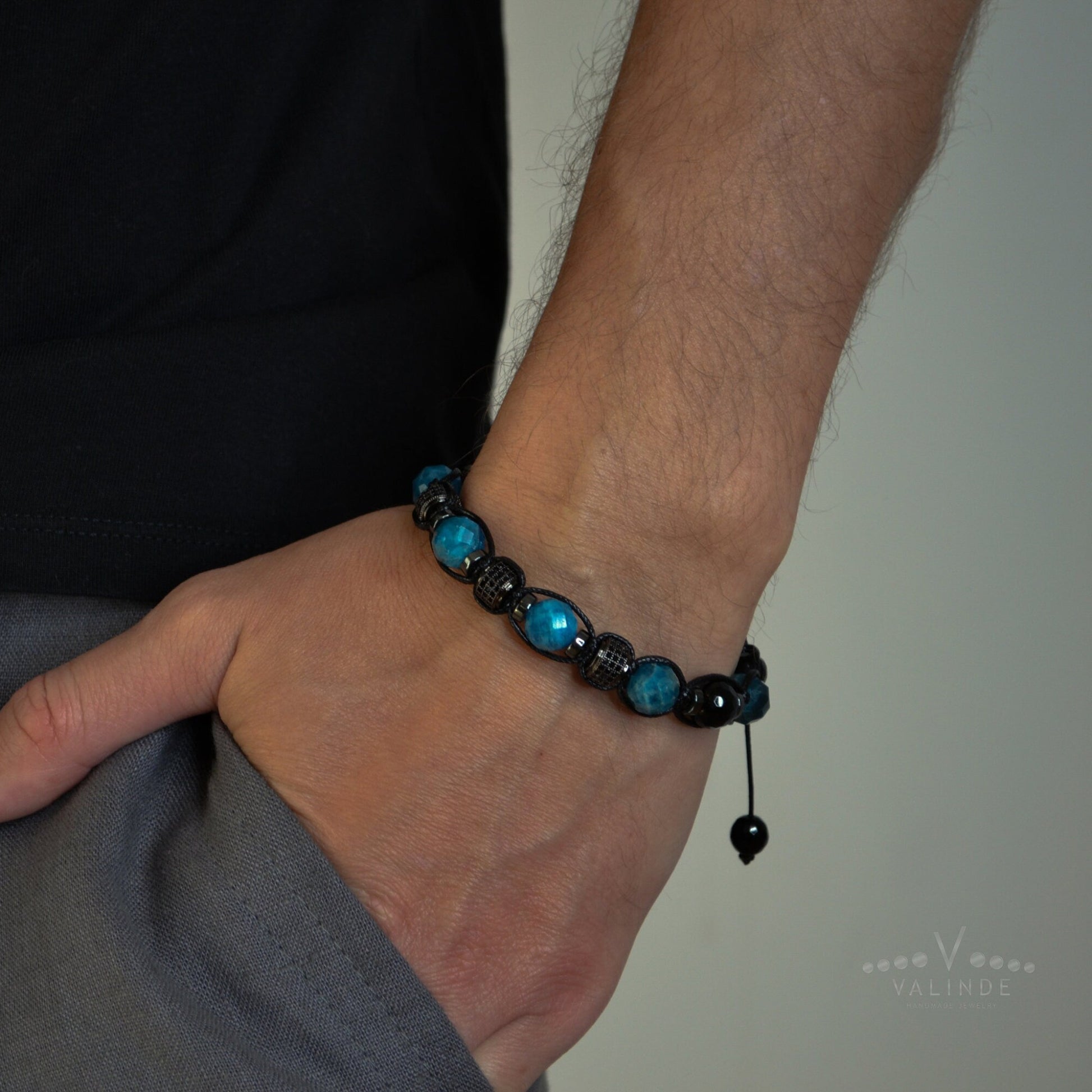 Men's blue apatite crystal bracelet - Zirconia bead bracelet - Gift for men - Adjustable macramé bracelet - Father's Day gift  - Shamballa Bracelet - Mantra Bracelet  -  Birthstone Bracelet - Gemstone Bracelet Men - Chakra Bracelet - Macrame Bracelet - Healing Bracelet - Valinde
