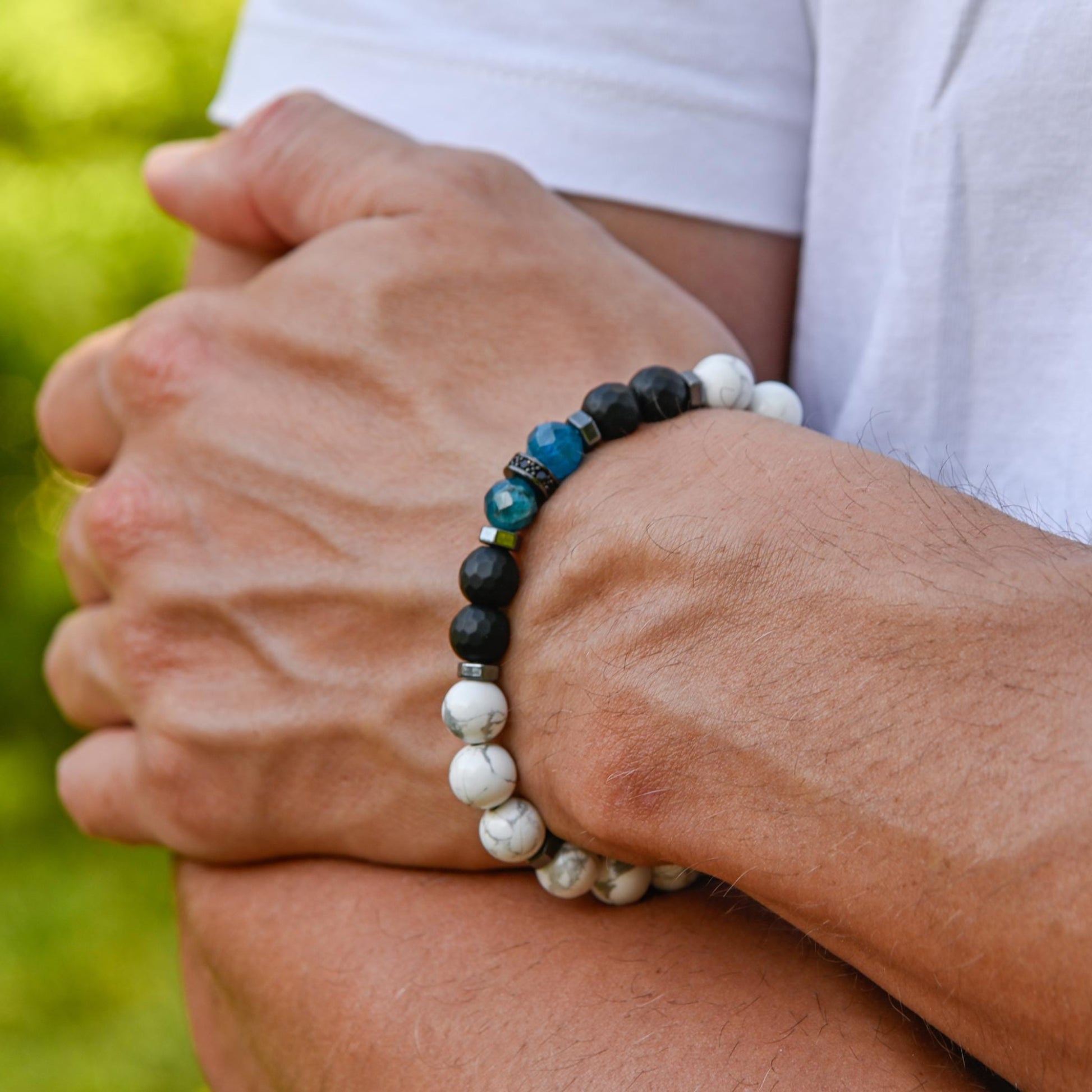 Men's Beaded Bracelet, Natural White Howlite Apatite Onyx Stone Jewelry, Adjustable Bracelet for Him, Healing Gemstone Gift, Father's Day Gift, Protection Bracelet, Crystal Gift for Him, February Birthstone, Protection Bracelet gift for Him, Stainless Steel Jewelry,Healing Crystal Bracelet, Masculine Strength Gift, Spiritual Protection, Gift for Men, Adjustable Braided Bracelet, Gift for Men, Adjustable Macrame Braided Gemstone Bracelet, Braided Adjustable Gemstone Bead Bracelet, Genuine Raw Stone Jewelry, 
