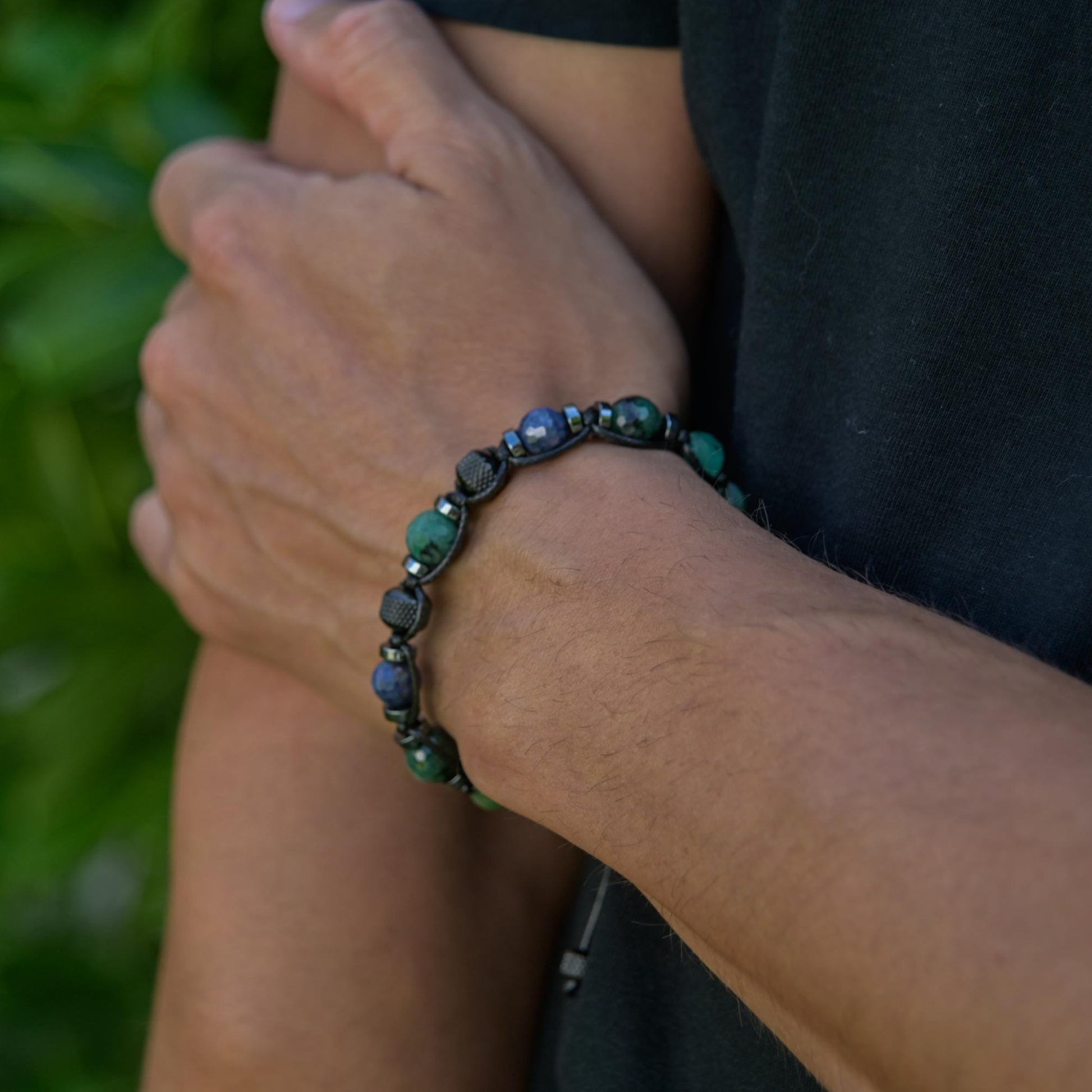 Men's Emerald and Sapphire Bracelet, Natural Chrysoprase Jewelry, Masculine Gemstone Bracelet, Luxury Gift for Him, Protective Bracelet, Geometric Stone Bracelet, Adjustable Bracelet Gemstone Macrame Adjustable Bracelet - Gift for Him, Healing Stone Jewelry, Natural Macrame Bracelet for Him, Protection Energy Gift, Adjustable Bracelet for Him, Healing Gemstone Gift, Father's Day Gift, Protection Bracelet, Crystal Gift for Him, February Birthstone, Protection Bracelet gift for Him, Healing Crystal Bracelet, 