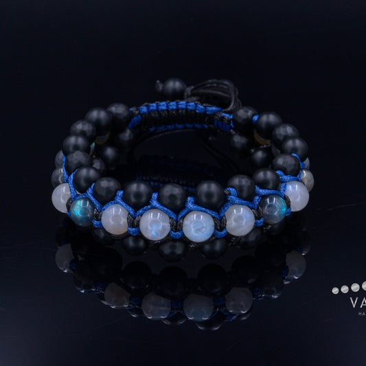 Men's Moonstone Bracelet - Three Row Macrame Bracelet - Labradorite Crystal Bracelet - Gift for Men - Father's Day Gift - Onyx Bead Bracelet -  Shamballa Bracelet  -  Birthstone Bracelet - Gemstone Bracelet Men - Chakra Bracelet - Macrame Bracelet - Healing Bracelet - Valinde