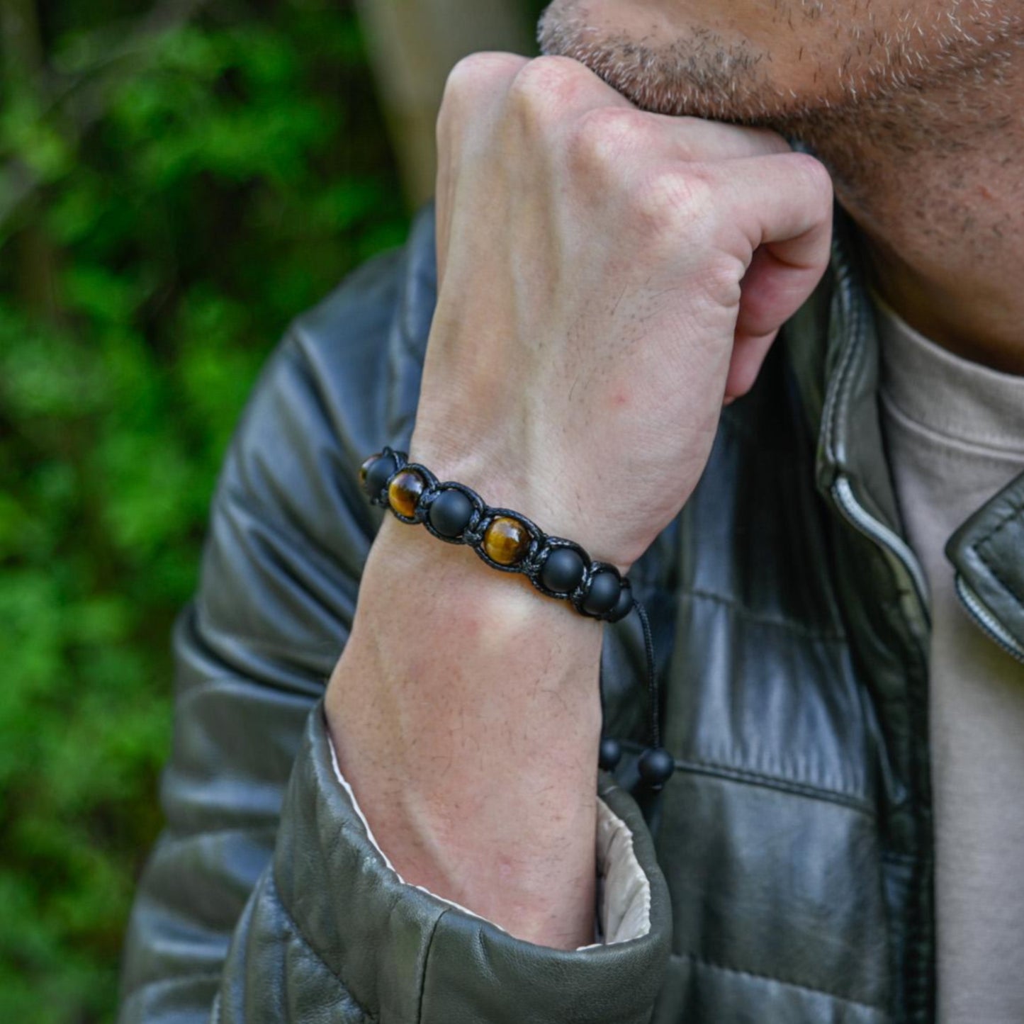 Men's Black Bracelet Gemstone Bracelet Tiger's eye Onyx Bracelet Beaded Bracelet Gift for Men Stone Macrame Bracelet Adjustable Bracelet - Shamballa Bracelet - Mantra Bracelet  -  Birthstone Bracelet - Gemstone Bracelet Men - Chakra Bracelet - Macrame Bracelet - Healing Bracelet - Valinde
