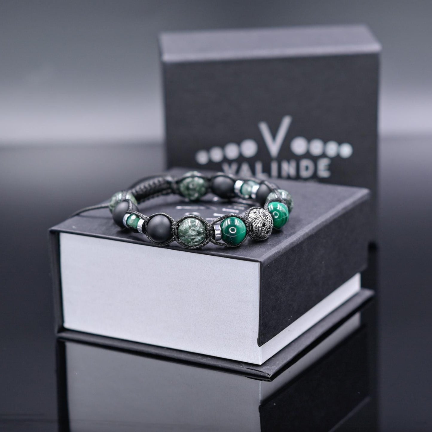 Emerald Seraphinite Malachite Birthstone Bracelet, Men's 925 Silver Bead Bracelet, Adjustable Onyx Braided Bracelet, Luxury Bracelet for Men  - Shamballa Bracelet - Mantra Bracelet  -  Birthstone Bracelet - Gemstone Bracelet Men - Chakra Bracelet - Macrame Bracelet - Healing Bracelet - Valinde
