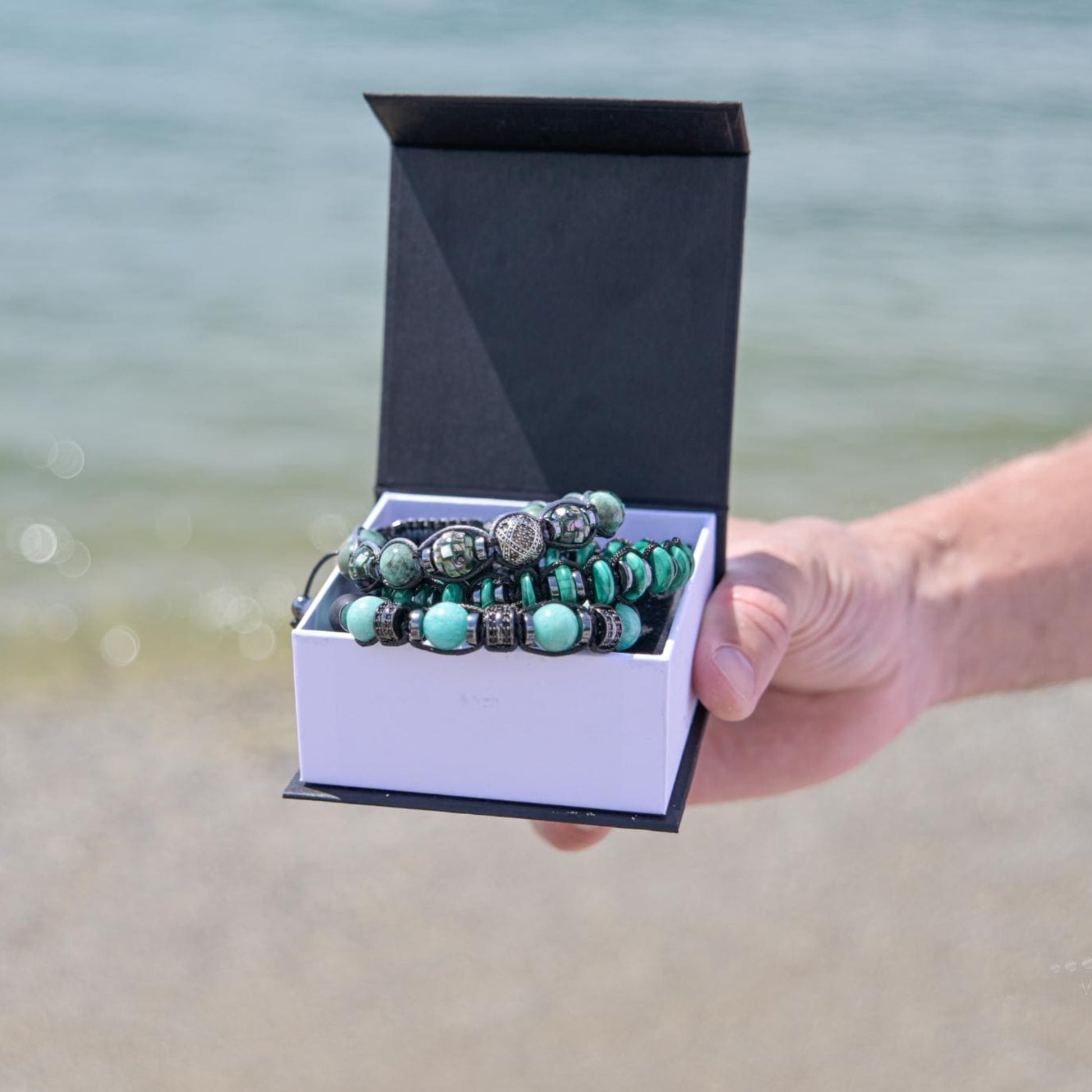 Emerald Bracelet Men, Men's Abalone Shell Emerald Braided Bracelet, Luxury Bracelet, Gift for Men, Gemstone Adjustable Bracelet, Men's Gift - Shamballa Bracelet - Birthstone Bracelet - Gemstone Bracelet Men - Chakra Bracelet - Macrame Bracelet - Healing Bracelet - Valinde - Shamballa Bracelet - Birthstone Bracelet - Gemstone Bracelet Men - Chakra Bracelet - Macrame Bracelet - Healing Bracelet - Valinde
