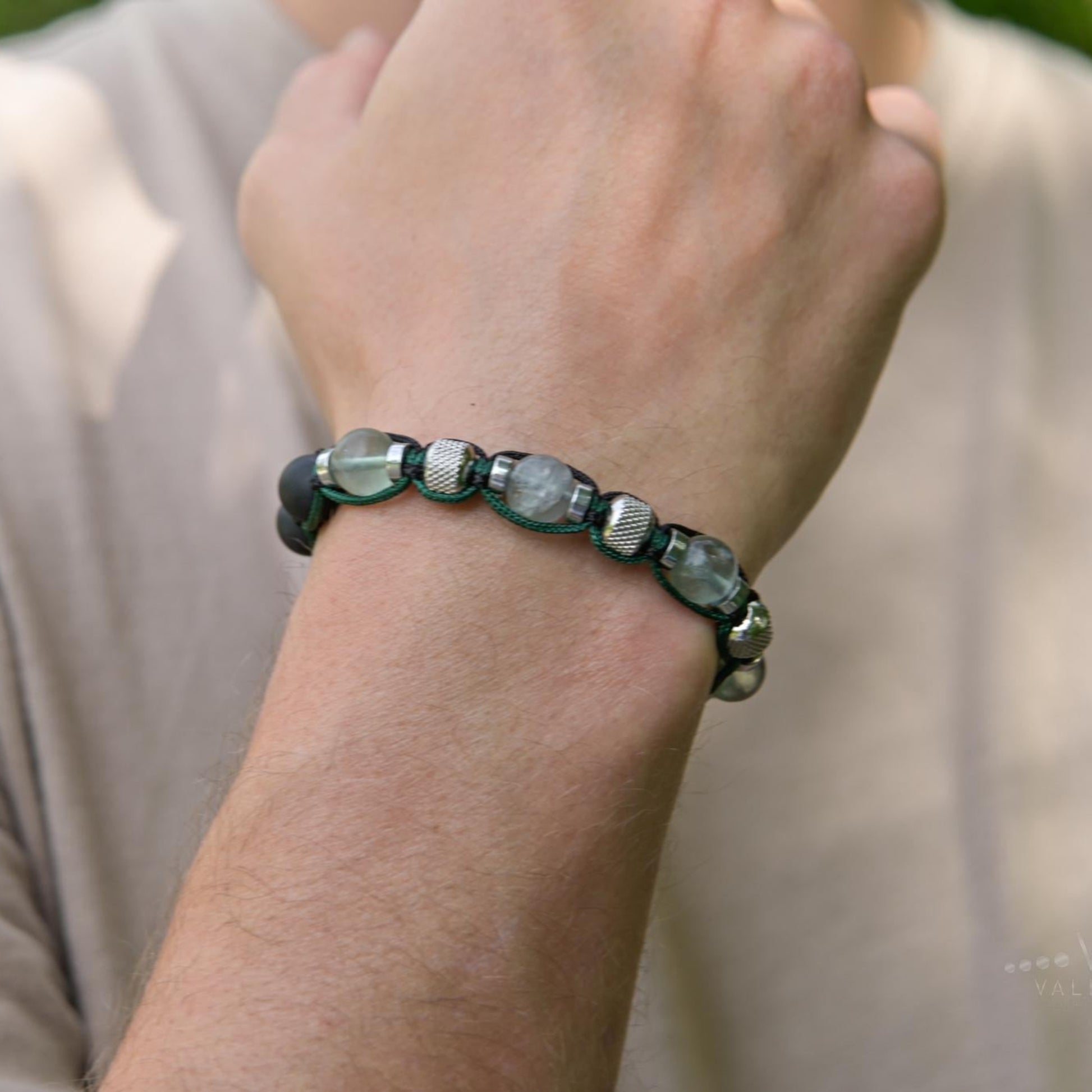 Fluorite Bracelet Men, Black Onyx Adjustable Beaded Bracelet, Steel Beads Bracelet, Gift for Men, Crystal Bracelet, Christmas Gift for Men  - Shamballa Bracelet - Birthstone Bracelet - Gemstone Bracelet Men - Chakra Bracelet