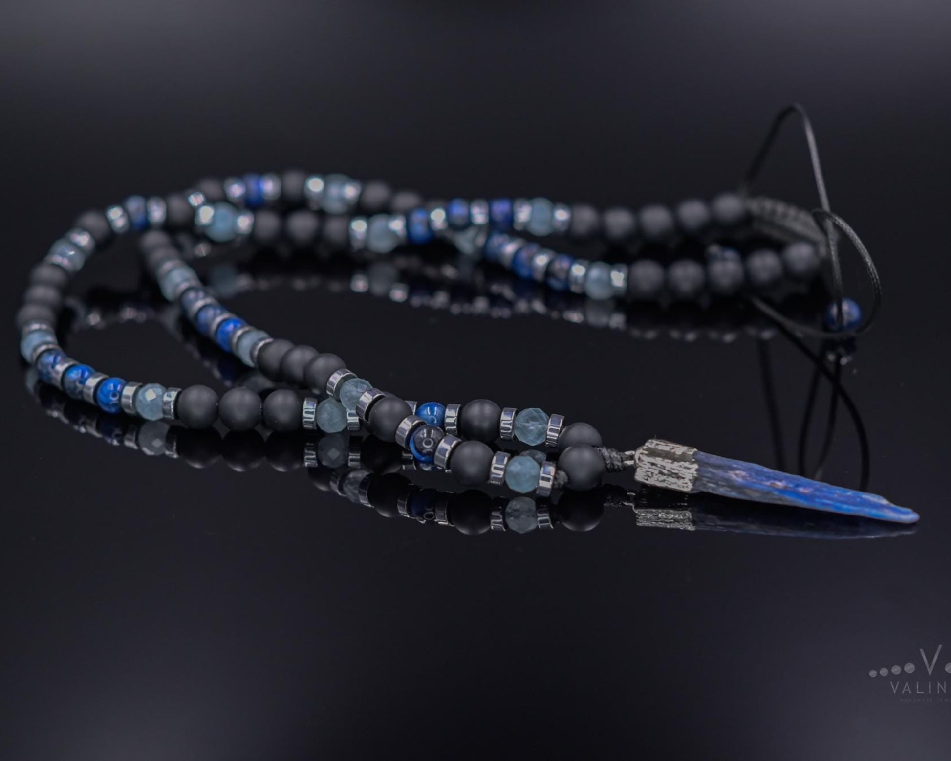 Men's Kyanite Long Necklace, Raw Kyanite Pendant Necklace, Aquamarine Onyx Crystal Beaded Necklace, Gift for Men,Adjustable Necklace for Men - Shamballa Necklace - Birthstone Necklace - Gemstone Necklace Men - Chakra Necklace - Macrame Necklace  - Healing Necklace - Valinde
