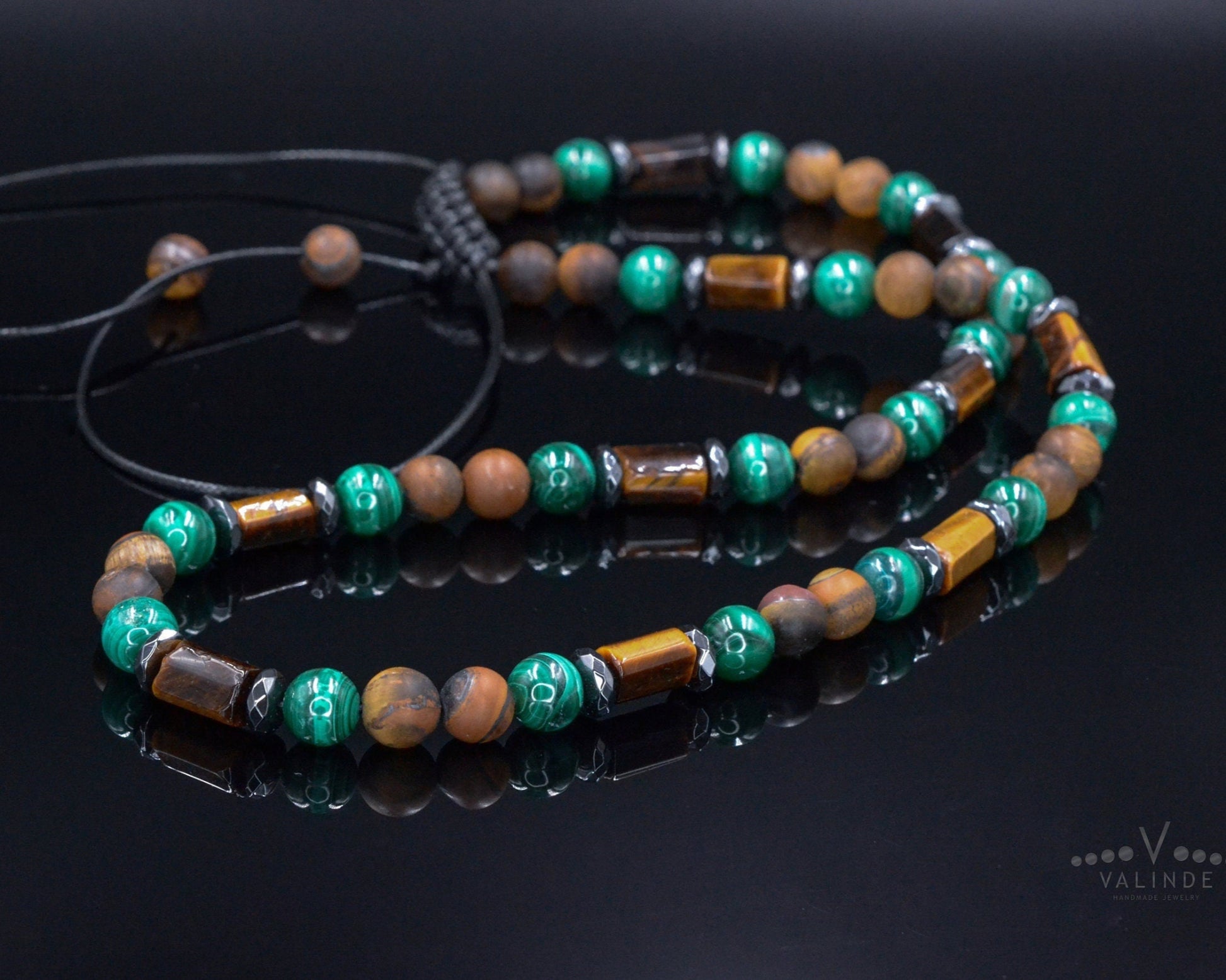 Malachite Tiger's Eye Crystal Necklace - Men's Short Beaded Necklace - Gift for Men - Adjustable Surfer Necklace - Malachite Jewelry for Men - - Shamballa Necklace - Birthstone Necklace - Gemstone Necklace Men - Chakra Necklace - Macrame Necklace  - Healing Necklace 
