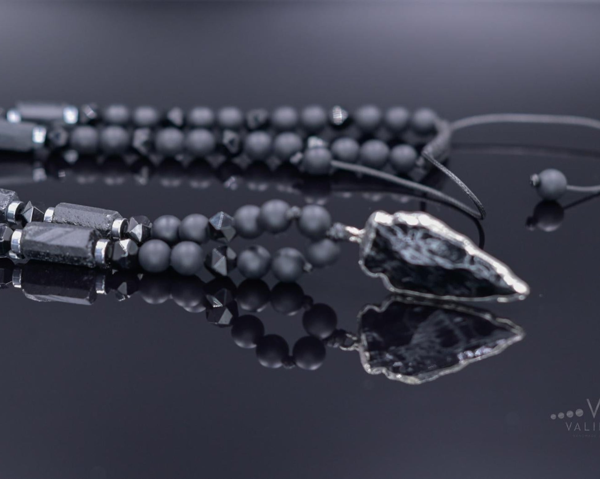 Men's Protection Necklace, Black Tourmaline Pendant Necklace, Onyx Agate Adjustable Necklace, Long Beaded Stone Necklace, Gift for Men  - Shamballa Necklace - Birthstone Necklace - Gemstone Necklace Men - Chakra Necklace - Macrame Necklace  - Healing Necklace - Valinde
