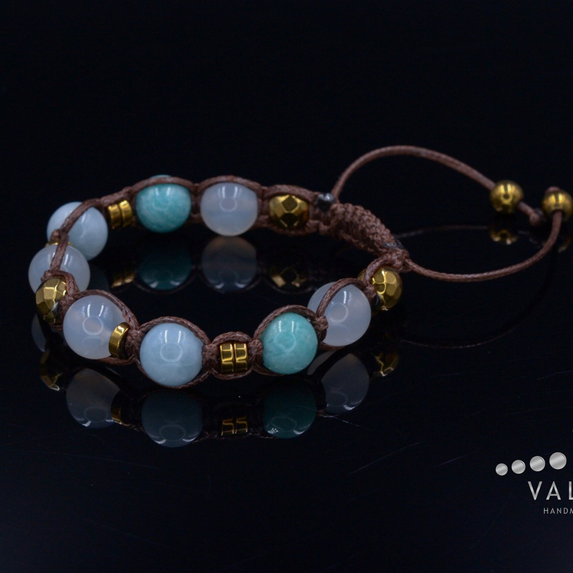 Agate Crystal Bracelet for Women - Women's Amazonite Beads Bracelet - Macrame Adjustable Bracelet - Gift for Women - Mother's Day Gift - Shamballa Bracelet - Birthstone Bracelet - Gemstone Bracelet Men - Chakra Bracelet - Macrame Bracelet - Healing Bracelet - Valinde
