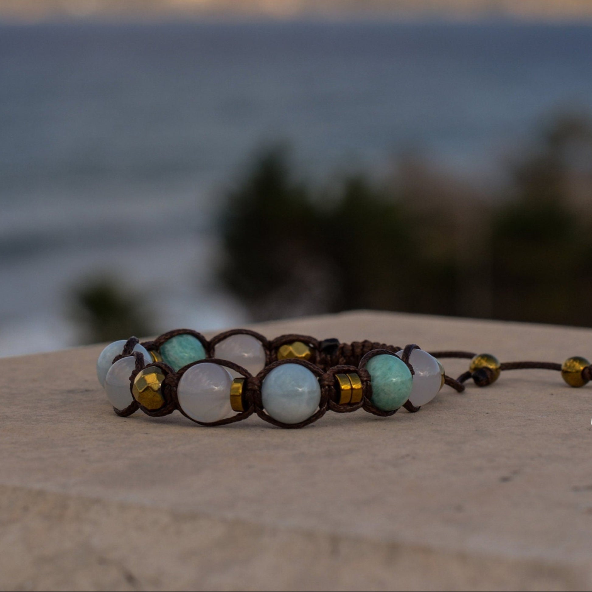 Agate Crystal Bracelet for Women - Women's Amazonite Beads Bracelet - Macrame Adjustable Bracelet - Gift for Women - Mother's Day Gift - Shamballa Bracelet - Birthstone Bracelet - Gemstone Bracelet Men - Chakra Bracelet - Macrame Bracelet - Healing Bracelet - Valinde
