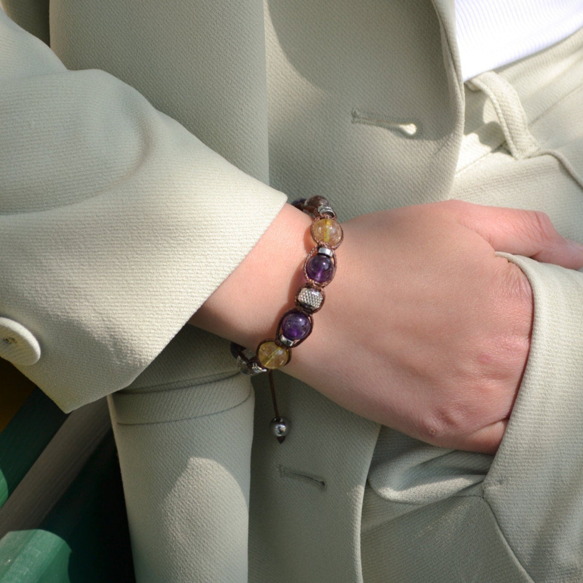 Women's Amethyst Bracelet - Quartz Crystal Beaded Bracelet - Gift for Woman - Adjustable Macrame Bracelet - Mother's Day Gift - Women's Gift- Shamballa Bracelet - Birthstone Bracelet - Gemstone Bracelet Men - Chakra Bracelet - Macrame Bracelet - Healing Bracelet - Valinde
