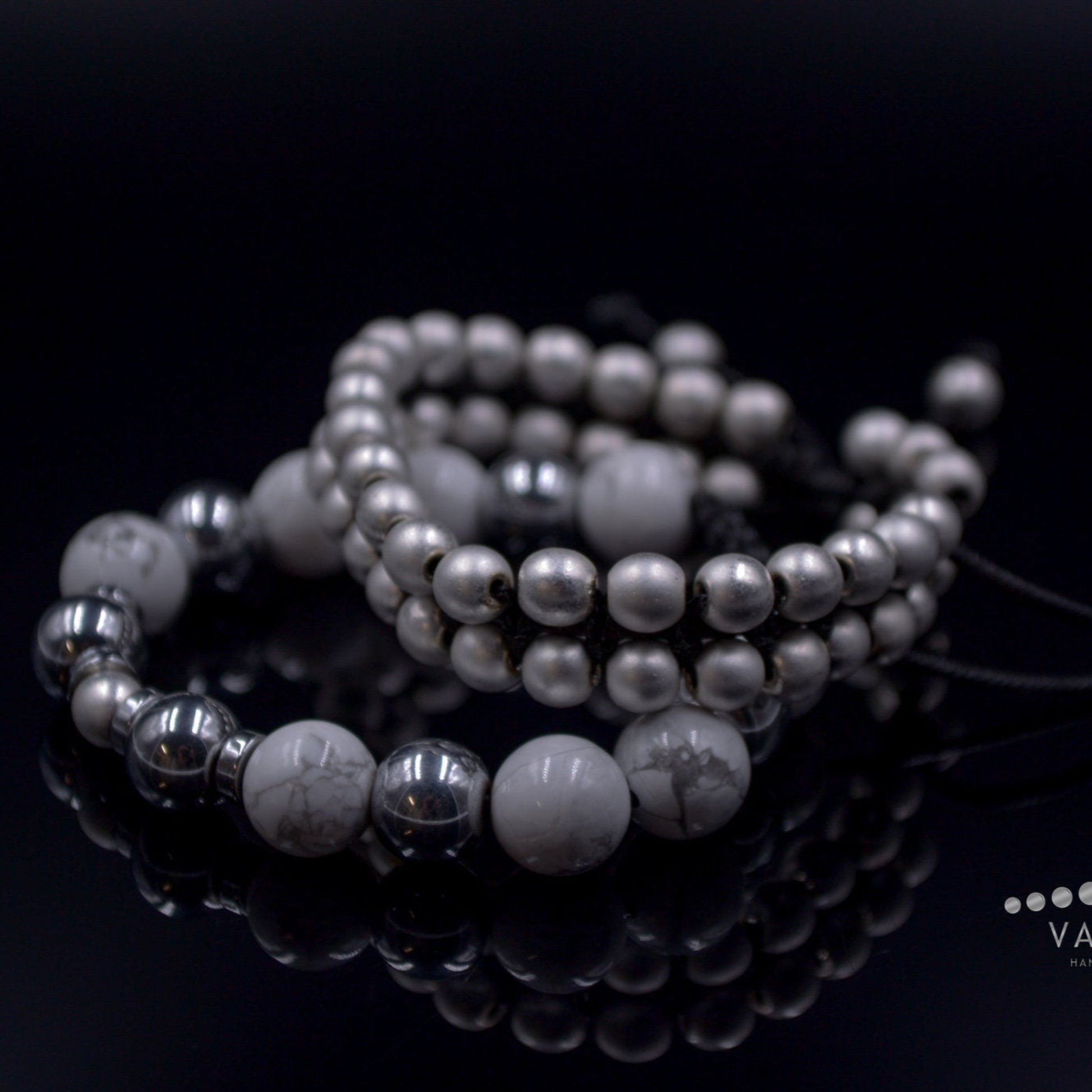 Women's Howlite and Hematite Bracelet Set / Adjustable Bracelets / Gift for Woman / Silver Hematite Bracelet / Double Row Bracelet for Woman - Shamballa Bracelet - Birthstone Bracelet - Gemstone Bracelet Men - Chakra Bracelet - Macrame Bracelet - Healing Bracelet - Valinde
