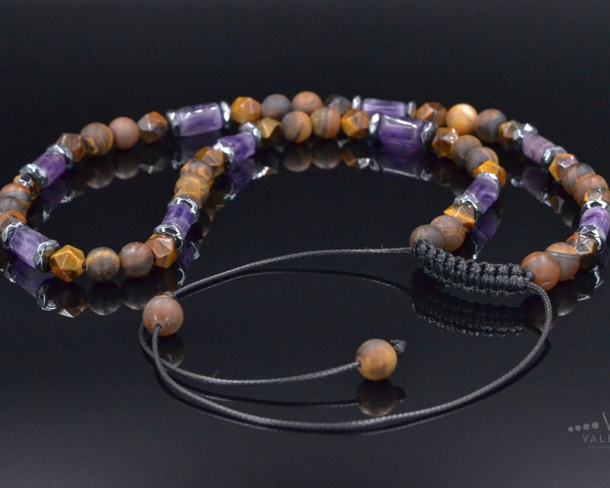 Men's Tiger's Eye Short Beaded Necklace, Amethyst Crystal Adjustable Necklace, Gift for Men, Gemstone Tiger Eye Necklace, Birthday Gift  - Shamballa Necklace - Birthstone Necklace - Gemstone Necklace Men - Chakra Necklace - Yoga Necklace - Mantra Necklace -Macrame Necklace  - Healing Necklace - Valinde
