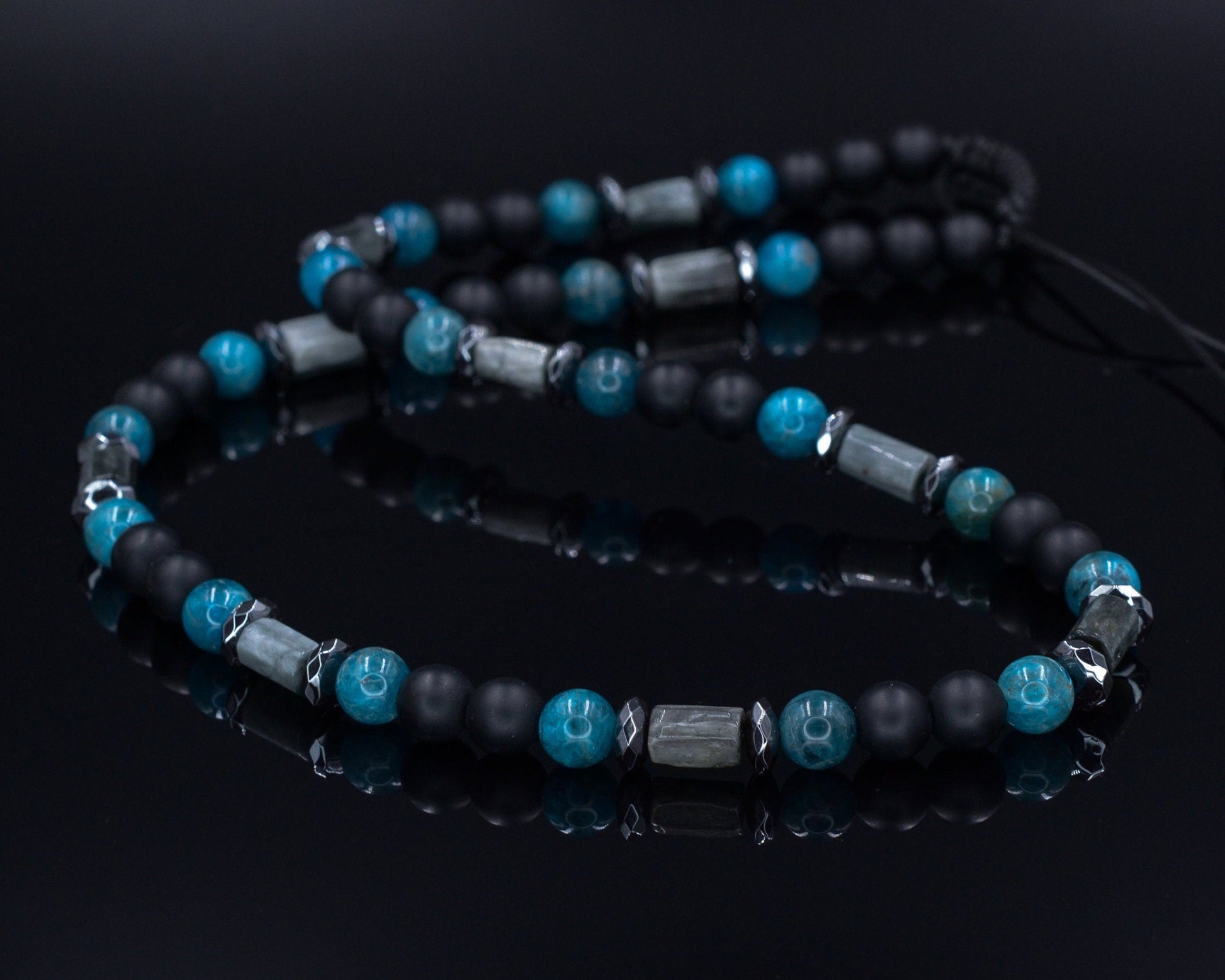 Men's Hawk's Eye Apatite Beads Necklace - Black Onyx Necklace - Gift for Men - Short Crystal Necklace - Father's Day Gift - Stone Necklace - Shamballa Necklace - Birthstone Necklace - Gemstone Necklace Men - Chakra Necklace - Macrame Necklace  - Healing Necklace - Valinde
