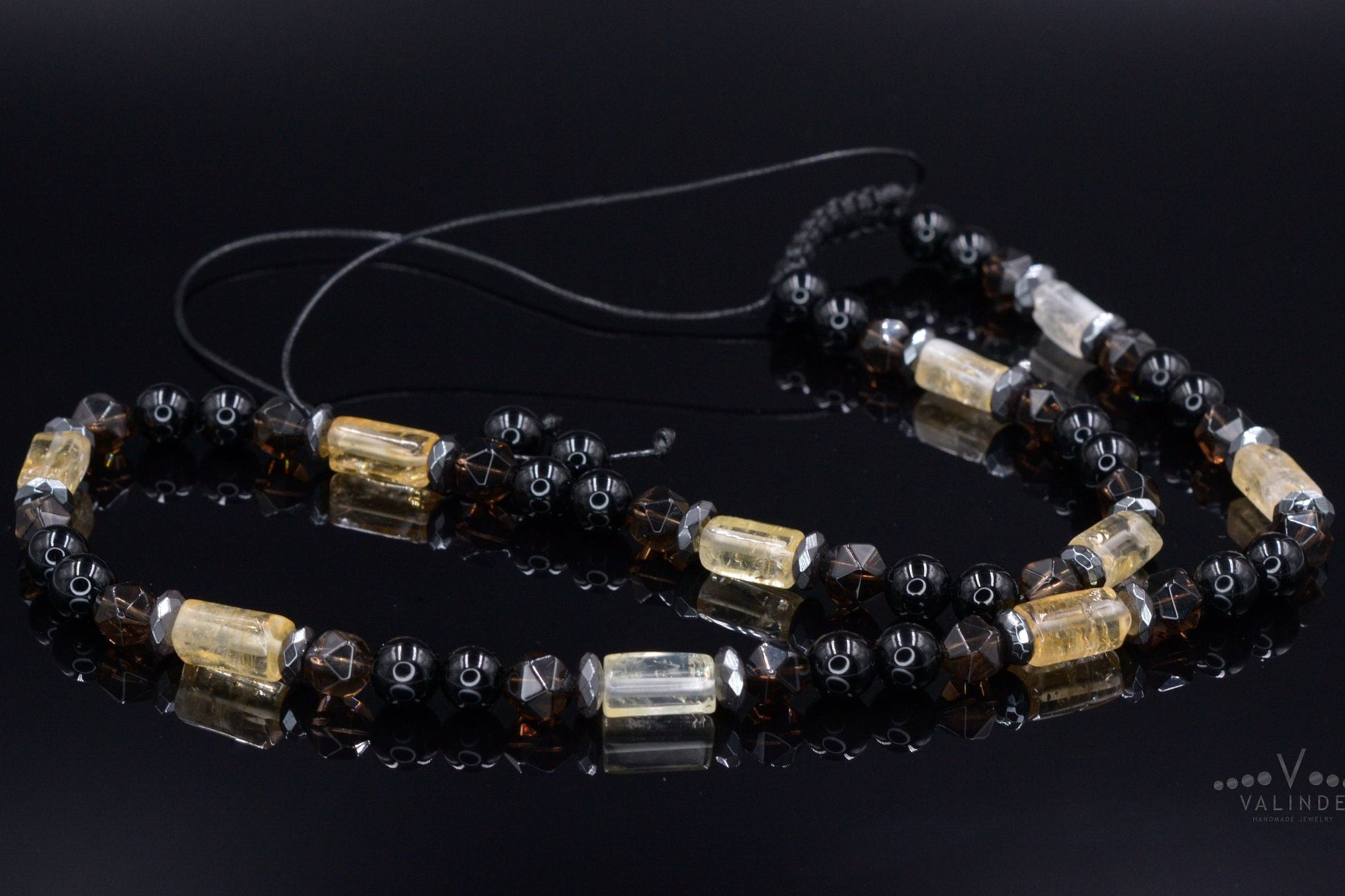 Men's Citrine Necklace / Short Crystal Necklace / Raw Citrine Necklace / Gift for Men / Black Agate Necklace / Gemstone Birthstone Necklace - Shamballa Necklace - Birthstone Necklace - Gemstone Necklace Men - Chakra Necklace - Macrame Necklace  - Healing Necklace - Valinde
