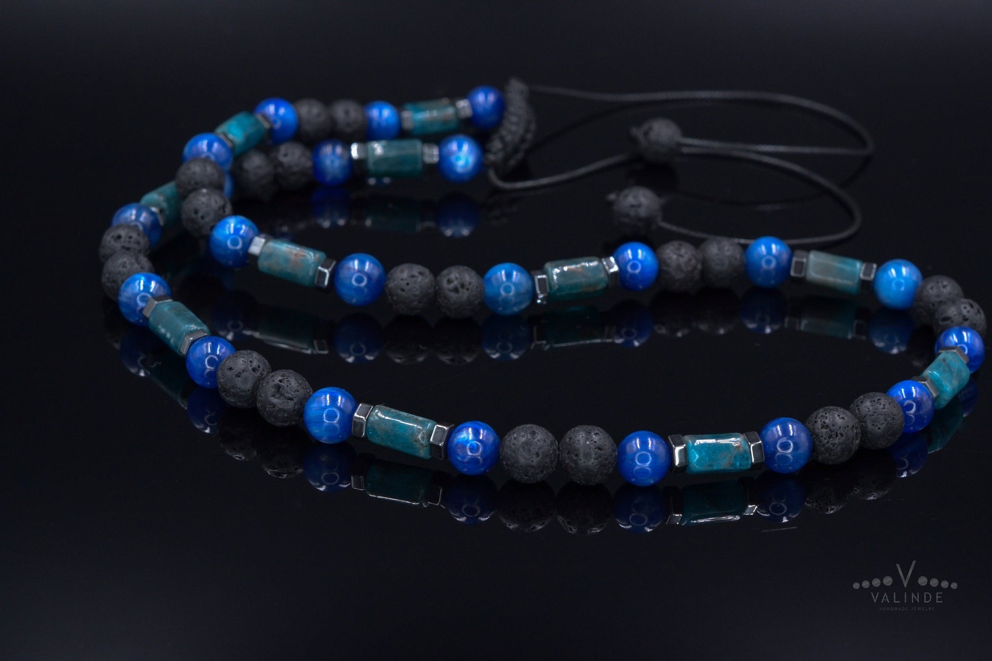Men's Genuine Kyanite Apatite Crystal Necklace - Short Beaded Necklace - Lava Stone Necklace - Gift for Men - Adjustable Surfer Necklace - Shamballa Necklace - Birthstone Necklace - Gemstone Necklace Men - Chakra Necklace - Macrame Necklace  - Healing Necklace - Valinde
